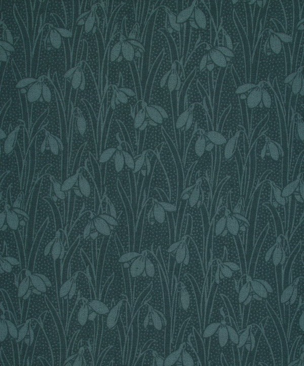 Liberty Fabrics - Indigo Delphinium Snowdrop Spot Lasenby Quilting Cotton image number null