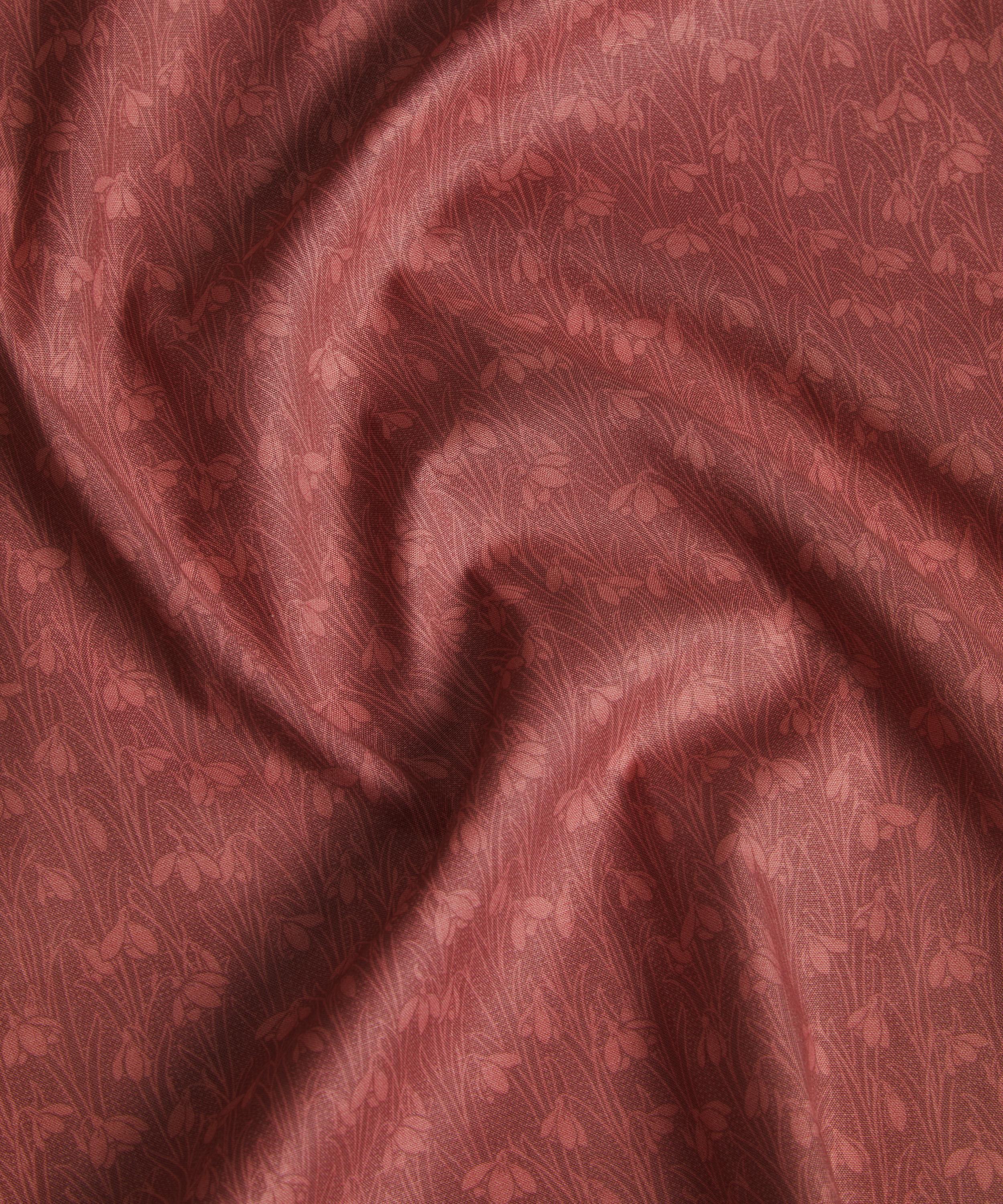 Liberty Fabrics - Sienna Red Snowdrop Spot Lasenby Quilting Cotton image number 3