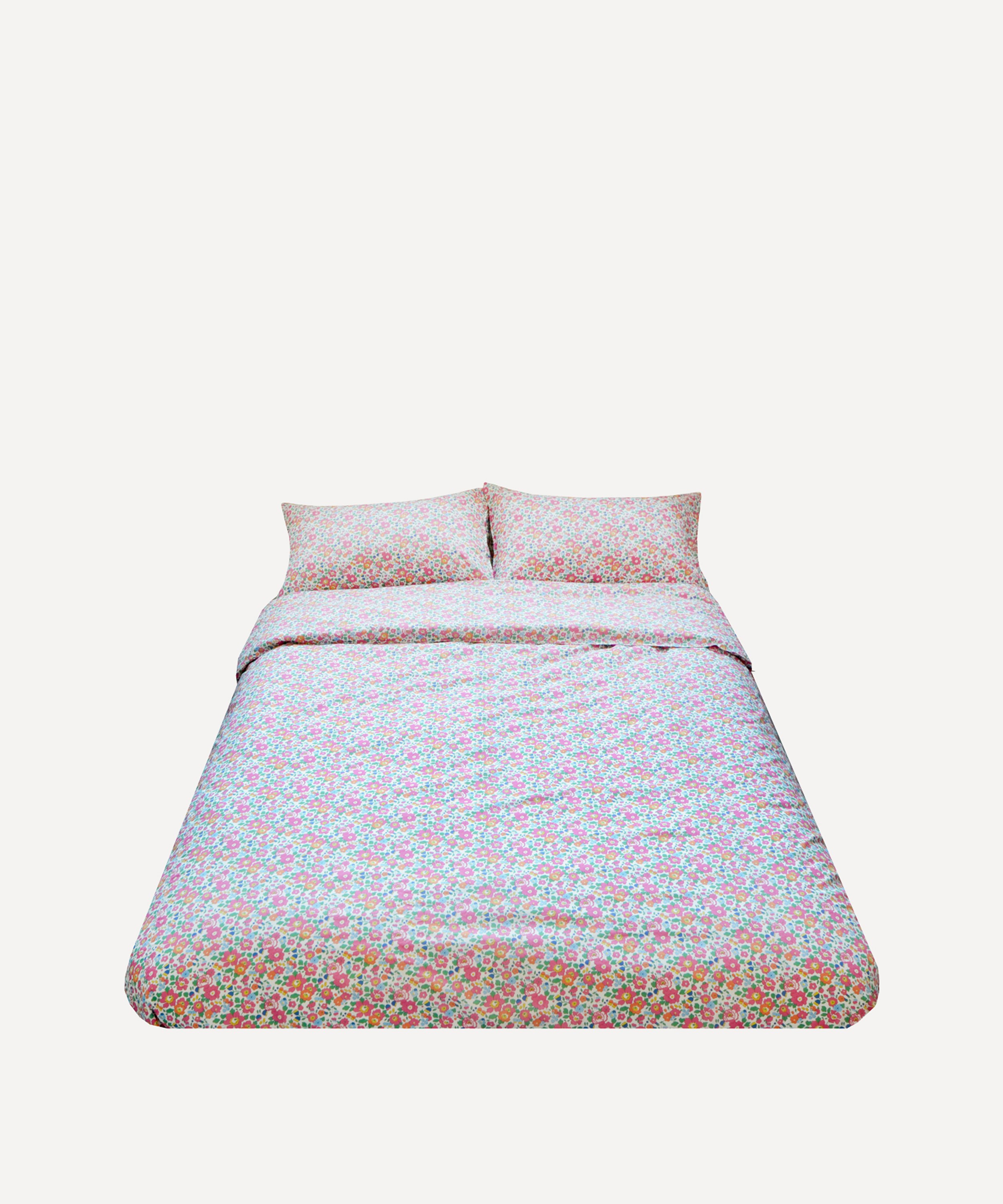 Coco & Wolf - Betsy Deep Pink Super King Duvet Cover Set image number 0