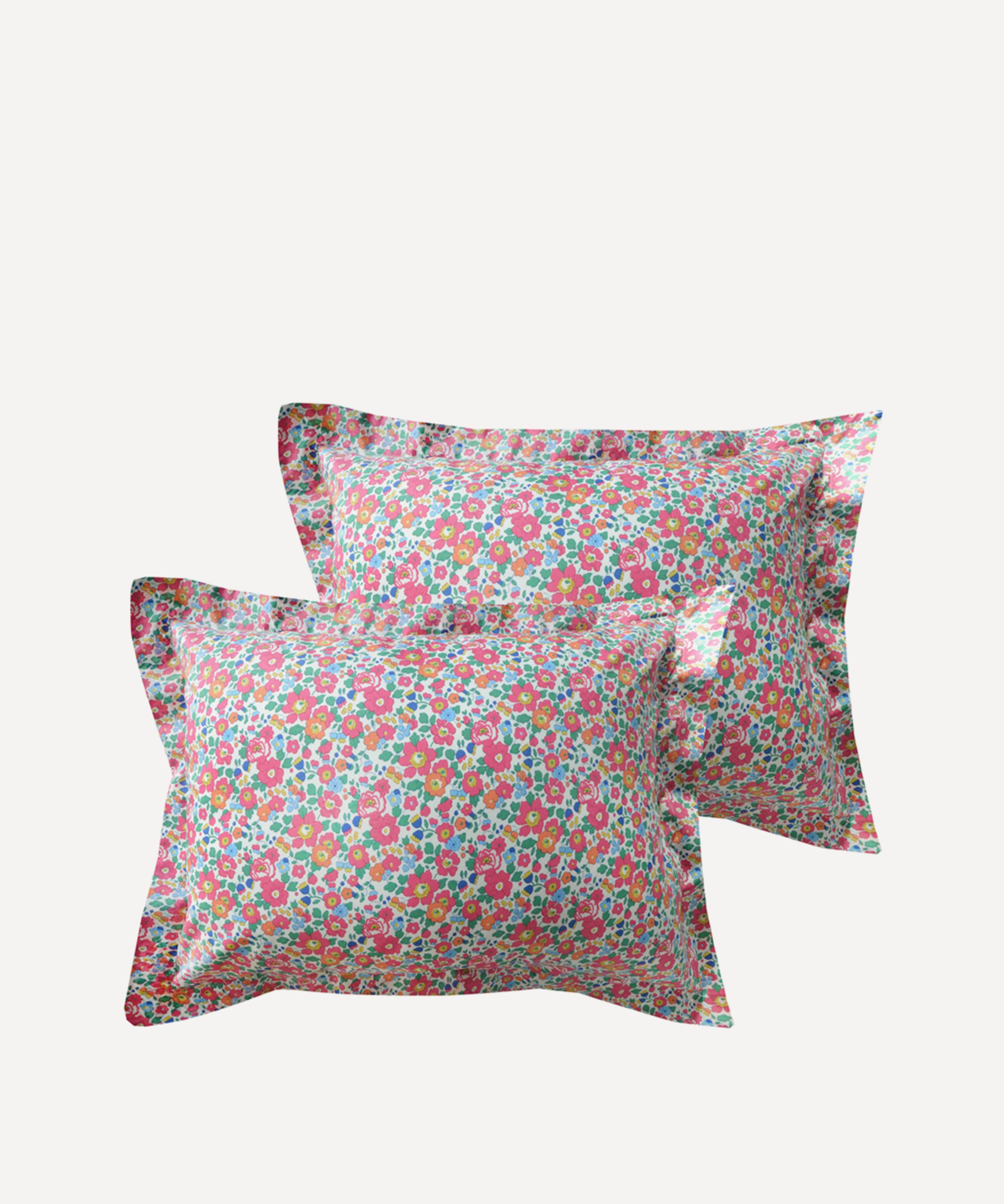 Coco & Wolf - Betsy Deep Pink Oxford Pillowcases Set of Two image number 0