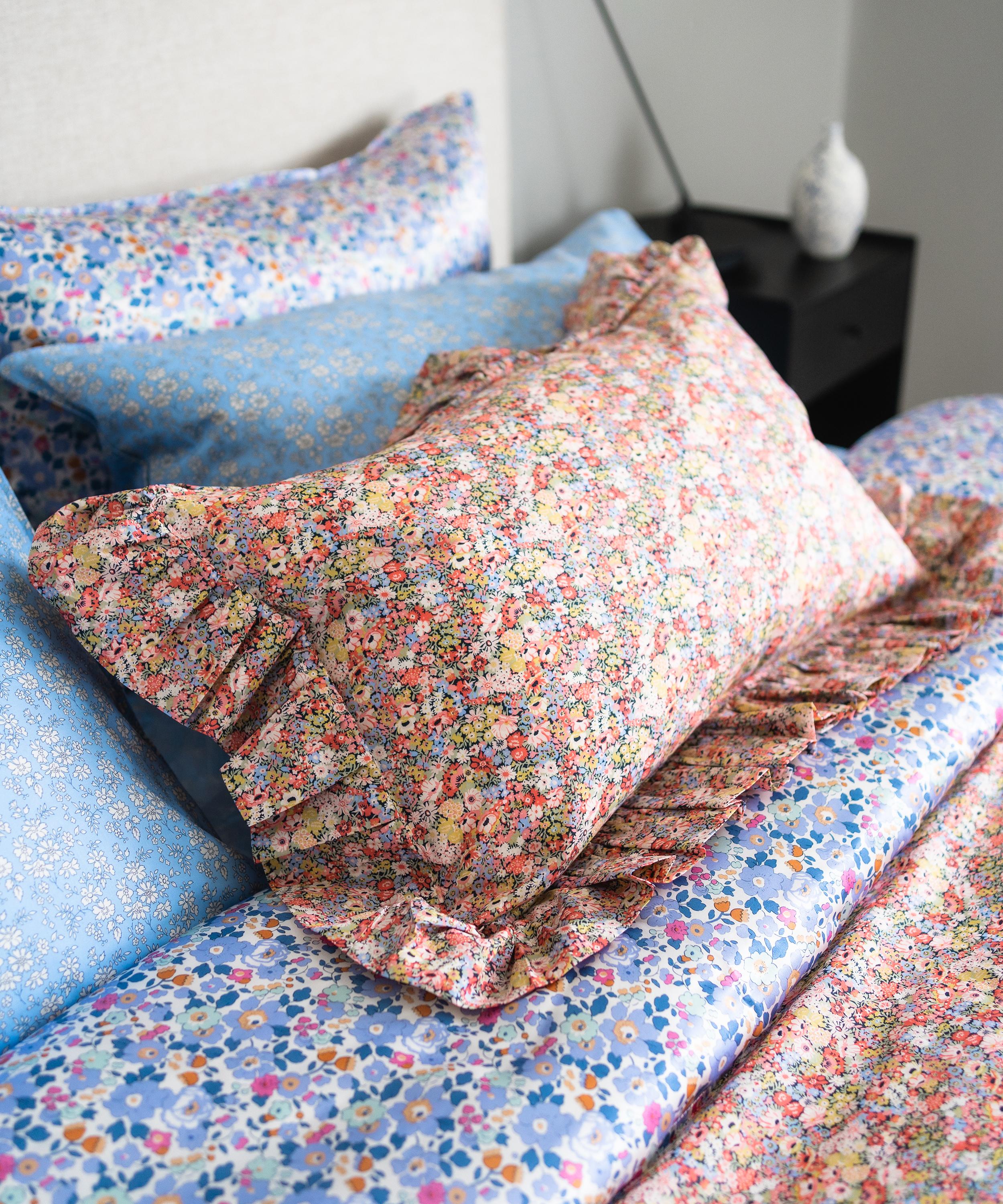 Coco & Wolf - Thorpe Hill Oblong Ruffle Cushion image number 1