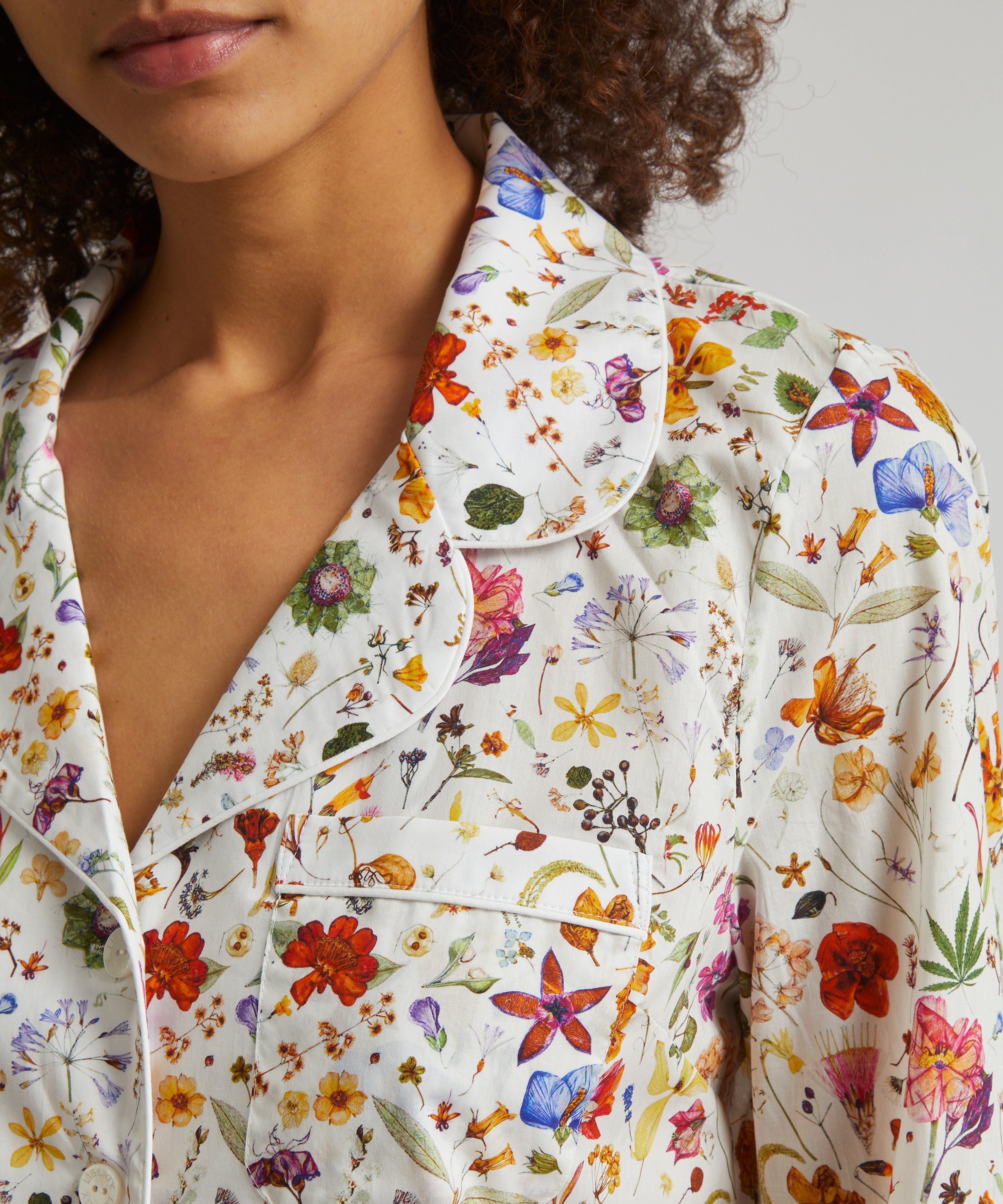 Liberty - Floral Eve Tana Lawn™ Cotton Pyjama Set image number 5