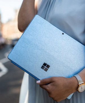 Microsoft Surface - Surface Pro 9 Liberty Special Edition image number 2