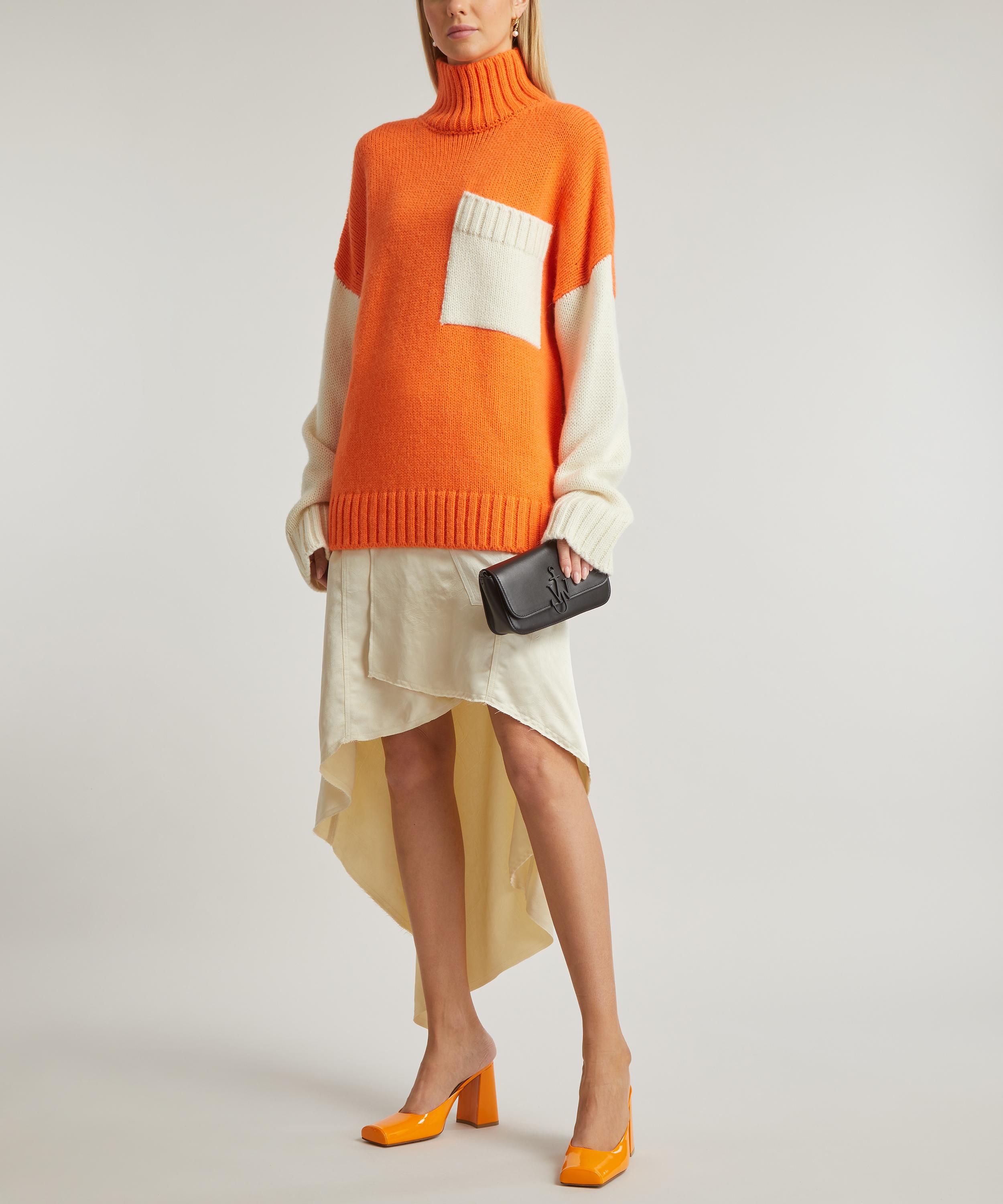JW Anderson - Anchor Chain Baguette Leather Shoulder Bag image number 1