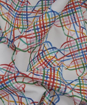 Liberty Fabrics - London Lines Organic Tana Lawn™ Cotton image number 3