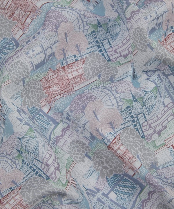 Liberty Fabrics - Capital Views Organic Tana Lawn™ Cotton image number 3