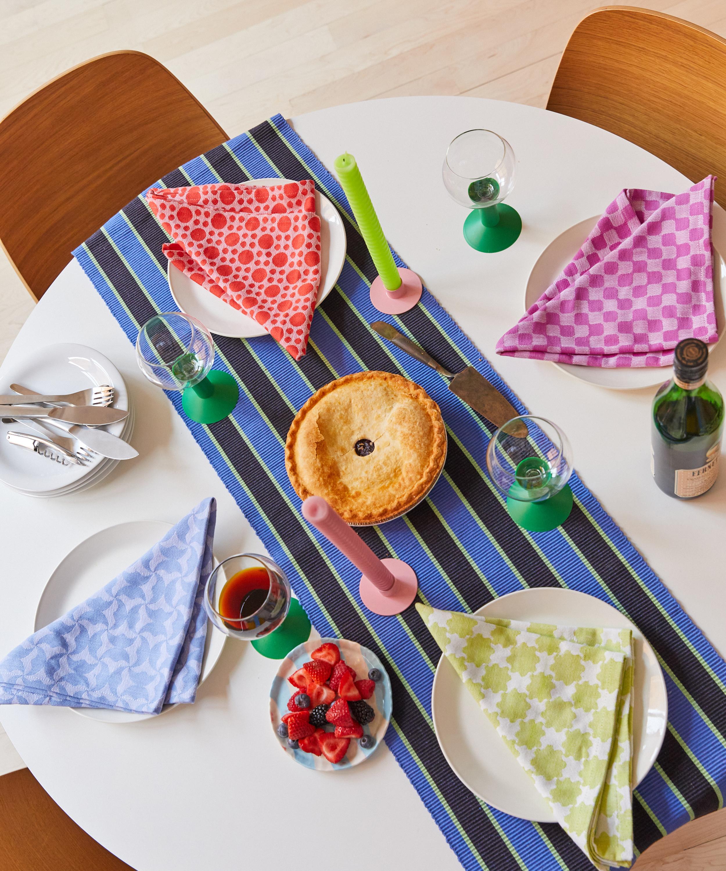 Dusen Dusen - Pistachio Stripe Table Runner 30cm x 182cm image number 2