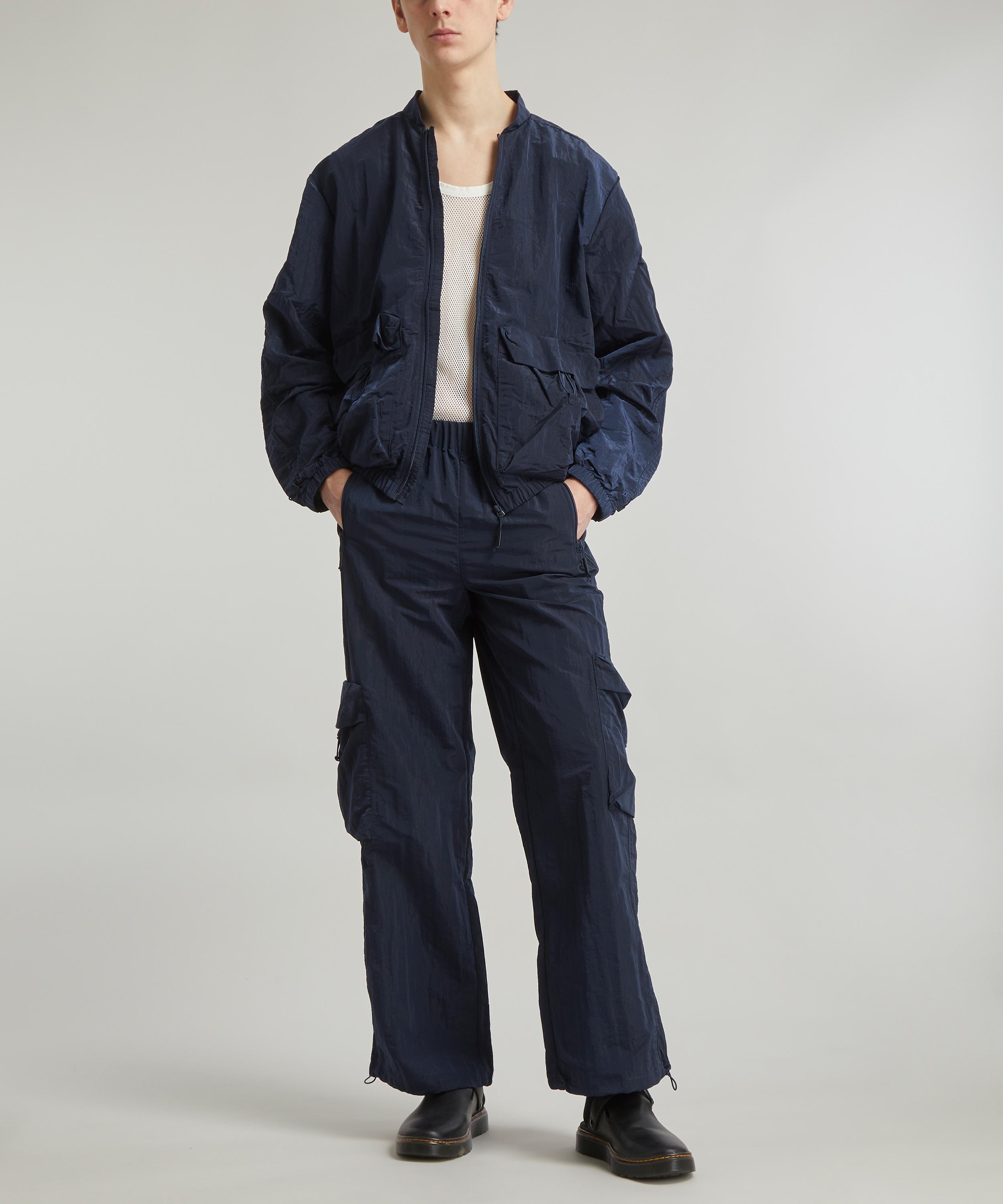 Wide cargo trousers