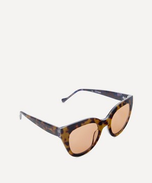 Liberty - Black With Print Oversized Sunglasses image number 2