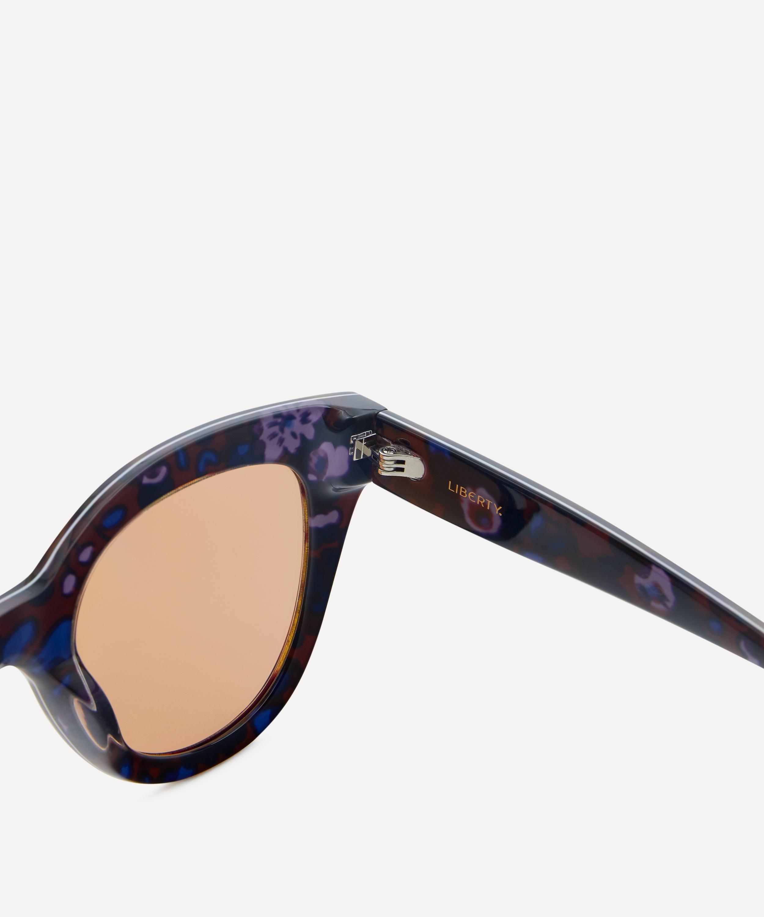 Liberty - Black With Print Oversized Sunglasses image number 3