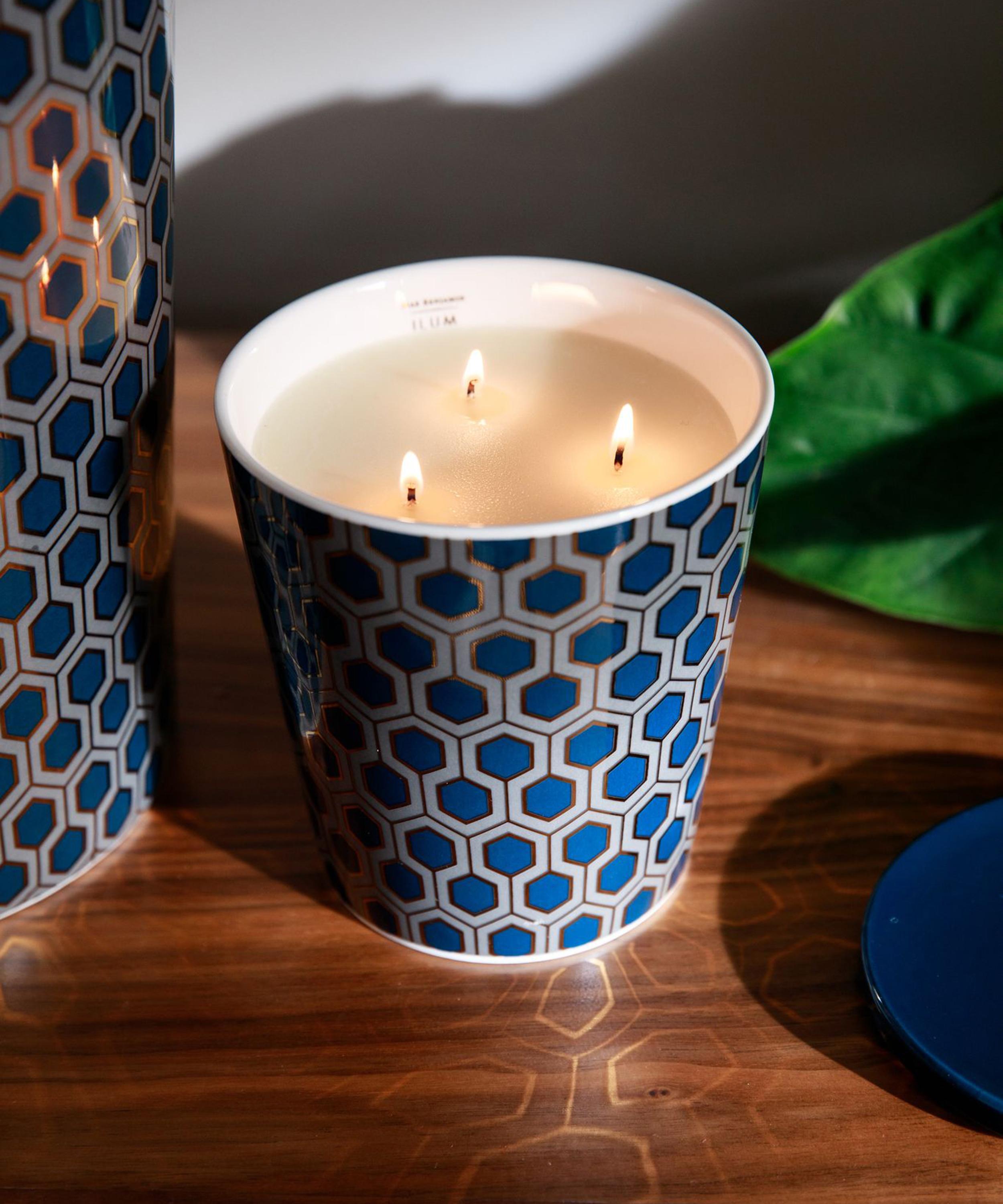 ILUM - Cologne Retro Scented Candle 715g image number 1