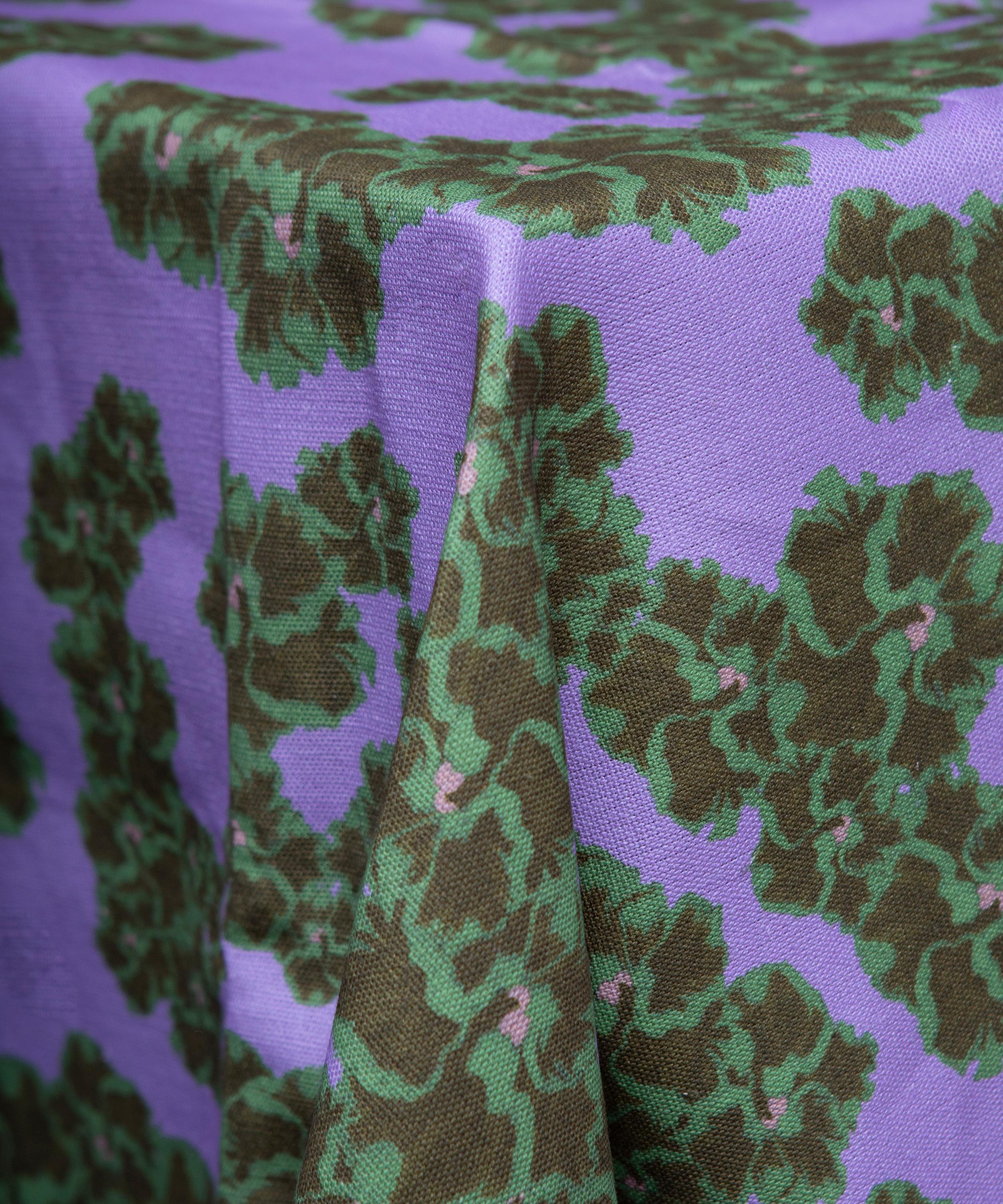 Dar Leone - Ronko Hibiscus 230x140cm Lilac Tablecloth image number 