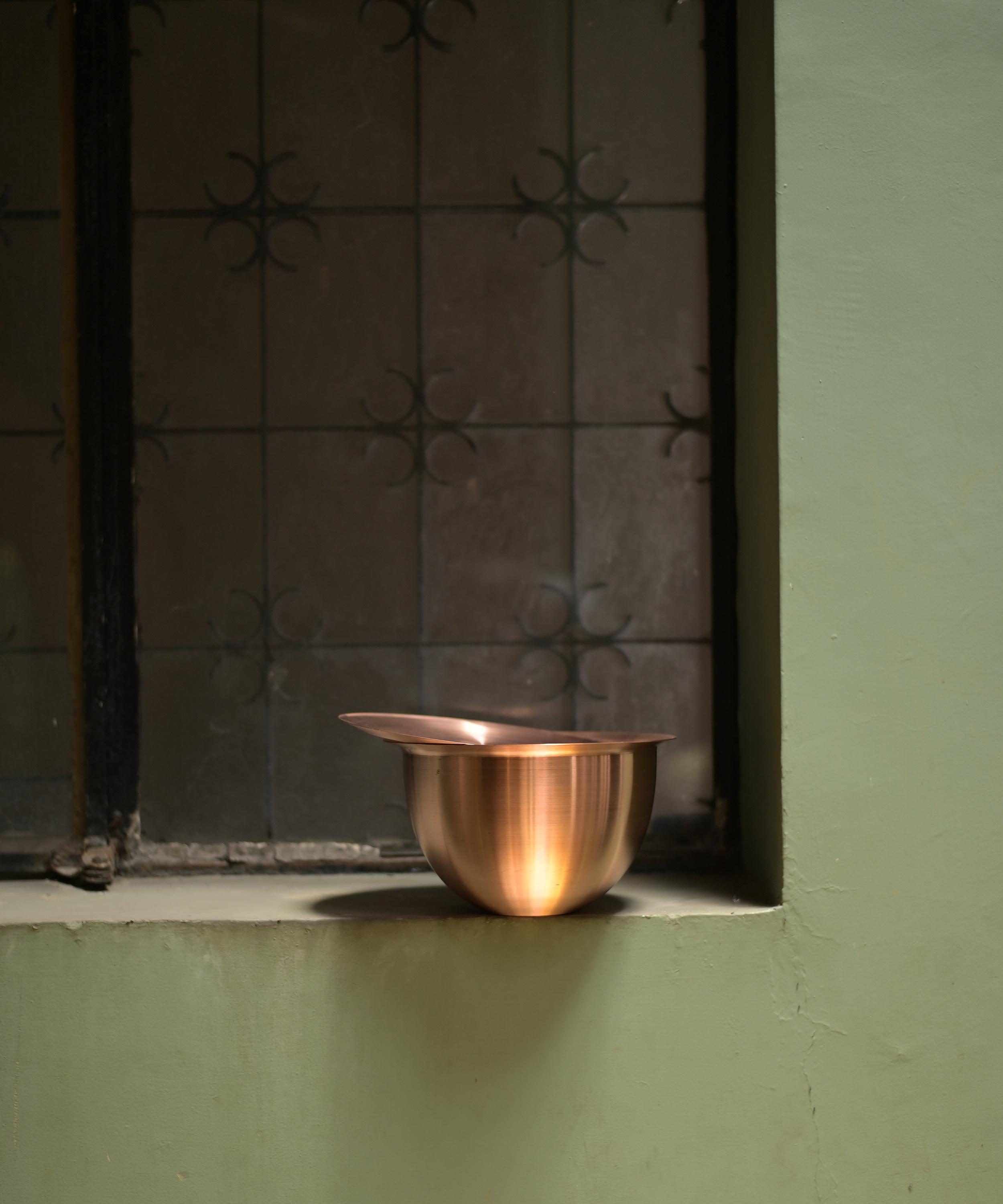 Tiipoi - Loha Round Copper Bowl image number 2