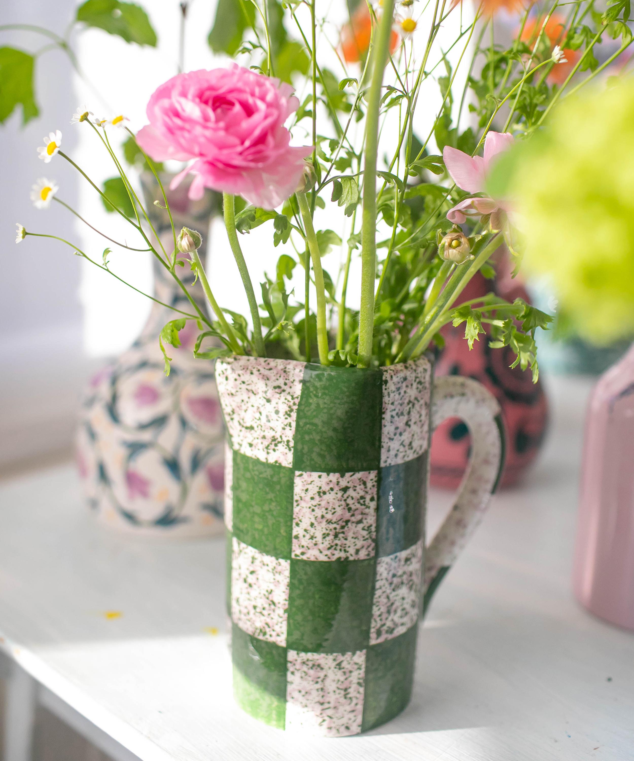 Vaisselle - Drink Me Forest Green Check Jug image number 3