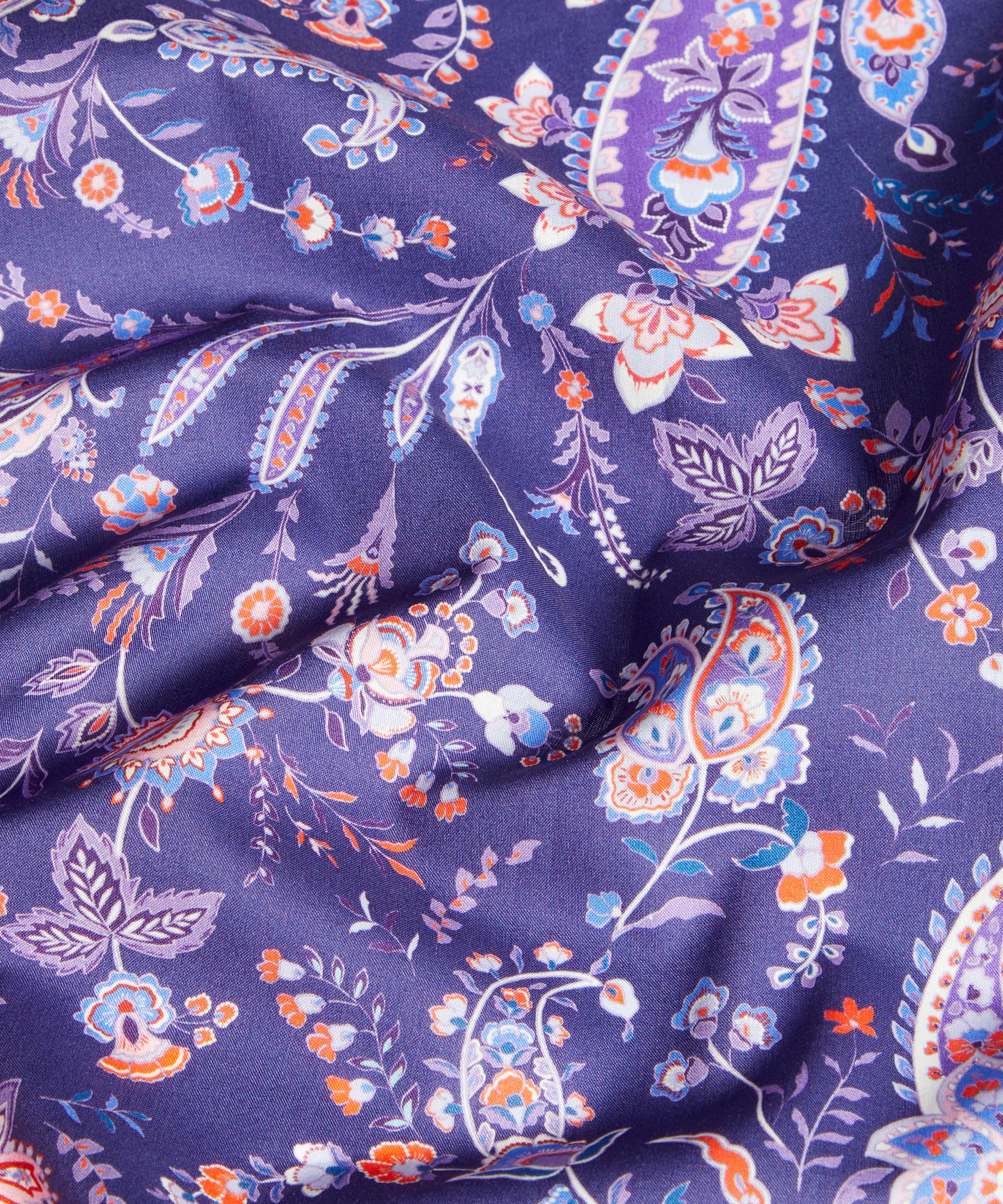 Liberty - Mirrored Paisley Organic Tana Lawn™ Cotton image number 3