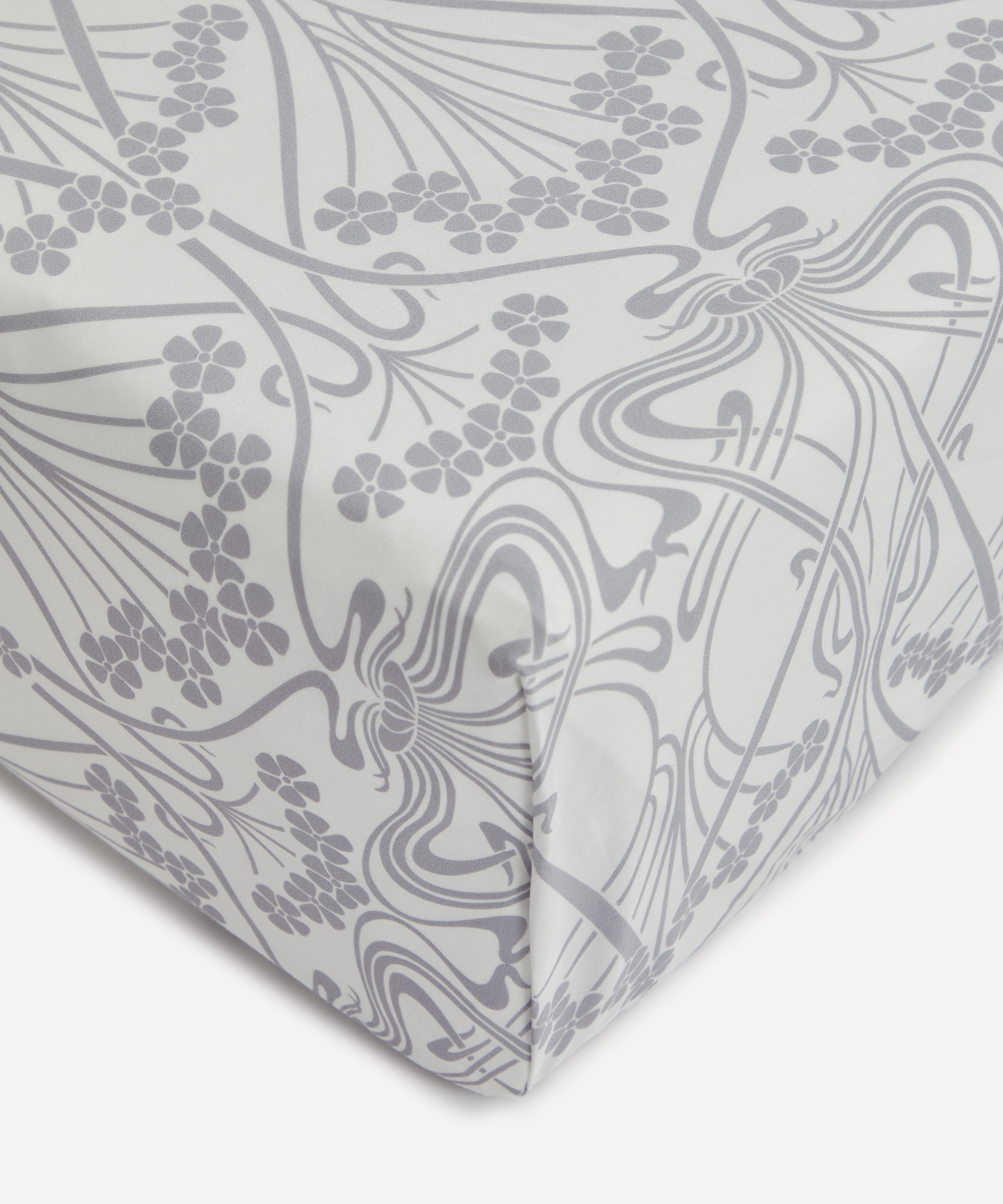 Liberty - Ianthe Cotton Sateen Double Fitted Sheet