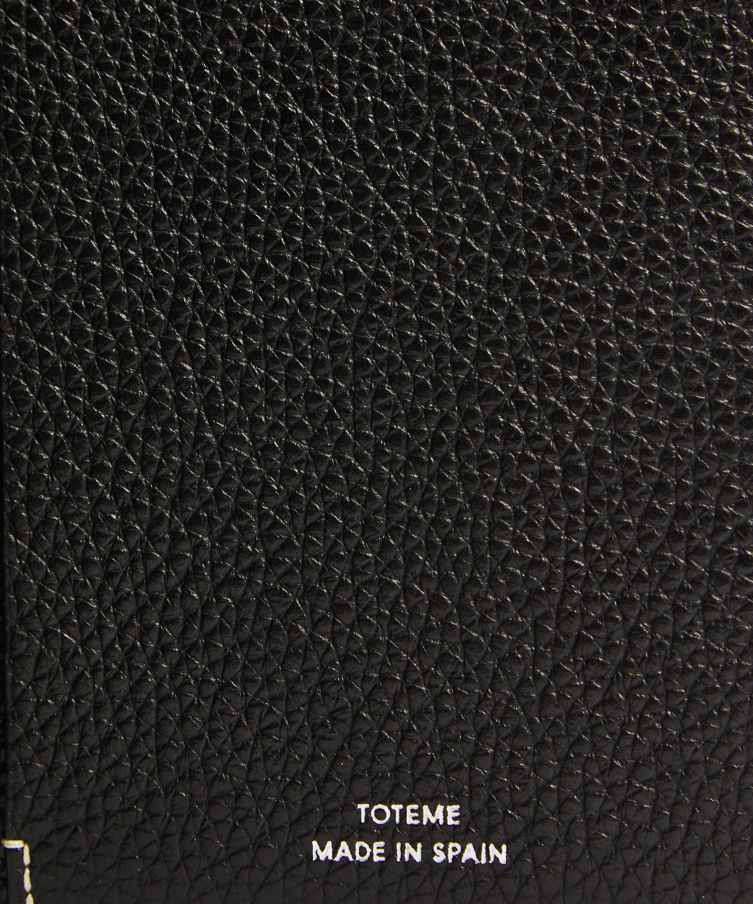 Monogram leather passport holder ash – TOTEME