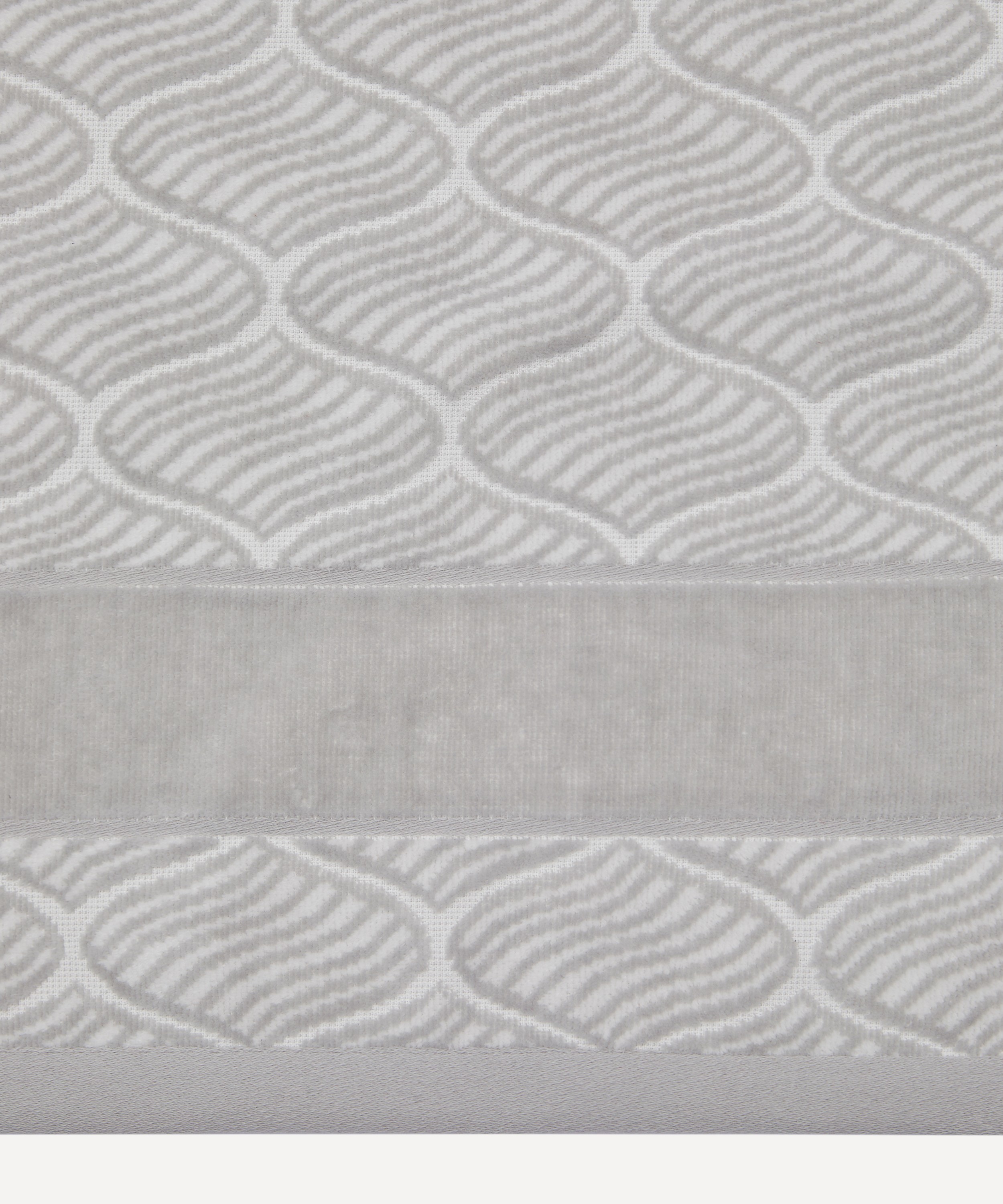 Liberty - Palazzo Bath Towel 70x140cm image number 2