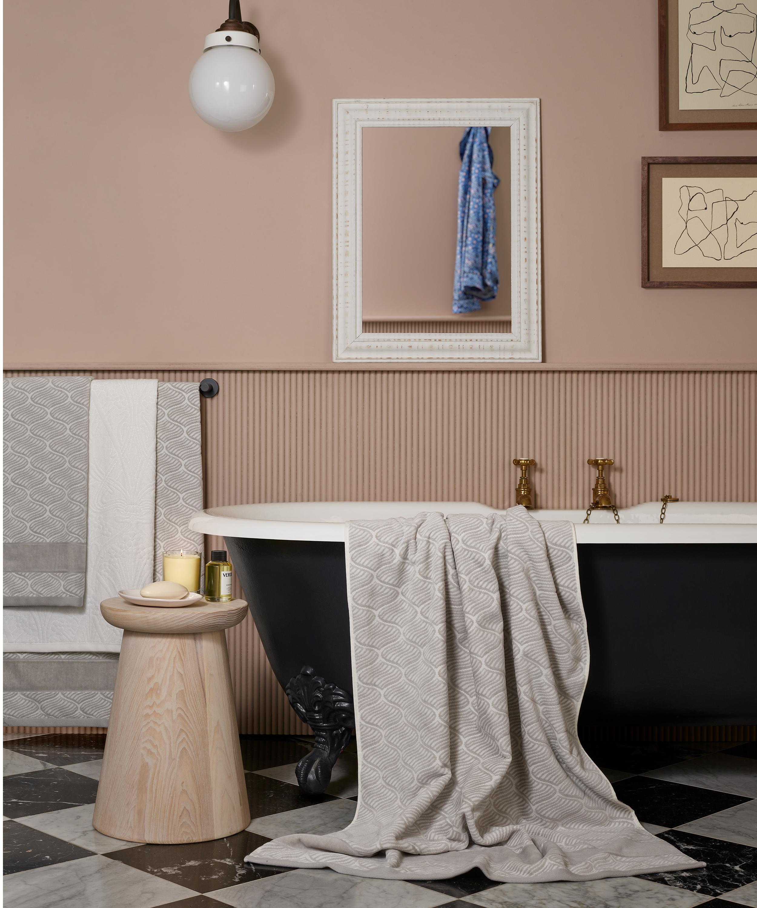 Liberty - Ianthe Bath Sheet 90x150cm image number 1