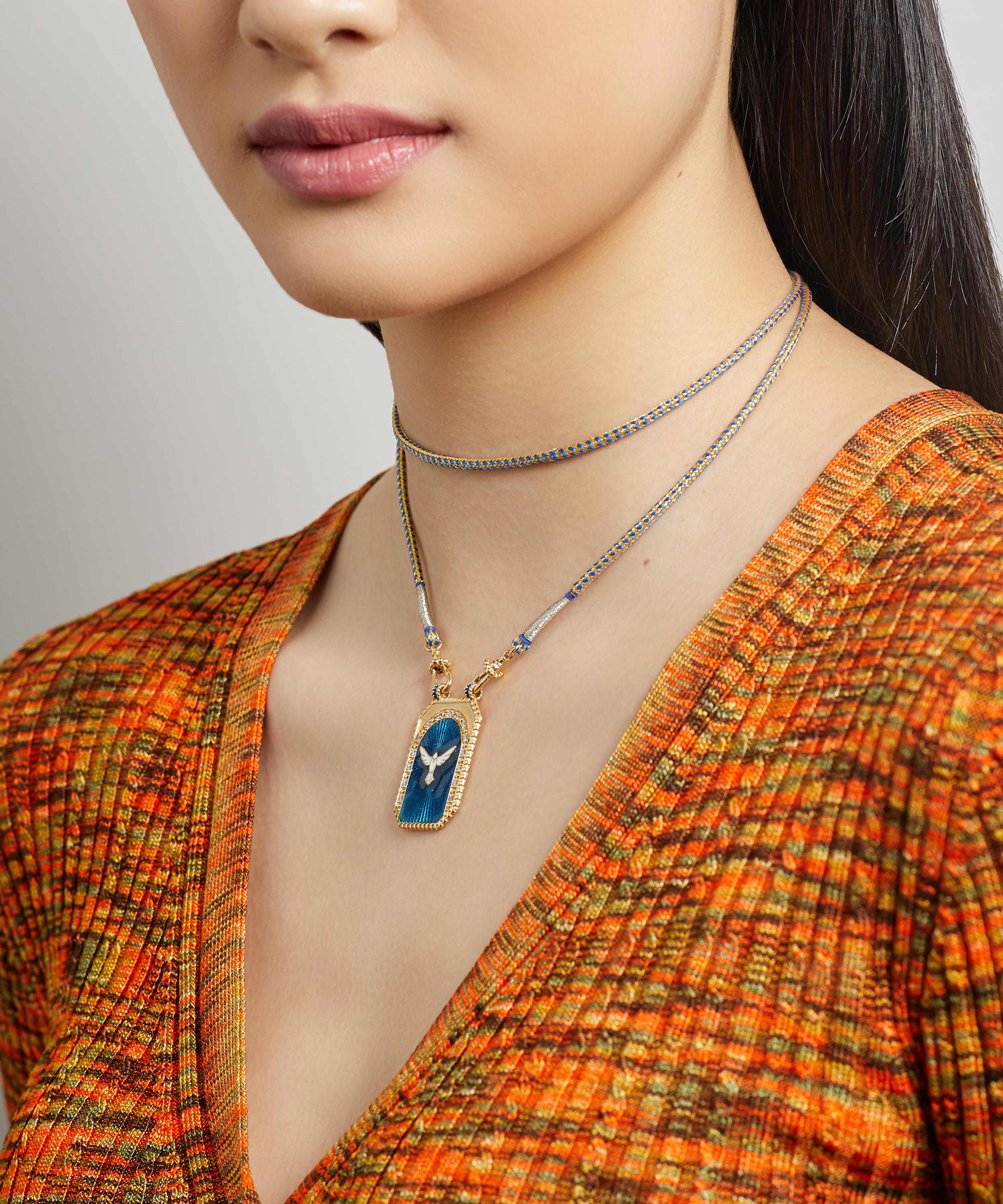 Marie Lichtenberg - 18ct Gold Peace Scapular Pendant Necklace image number 1
