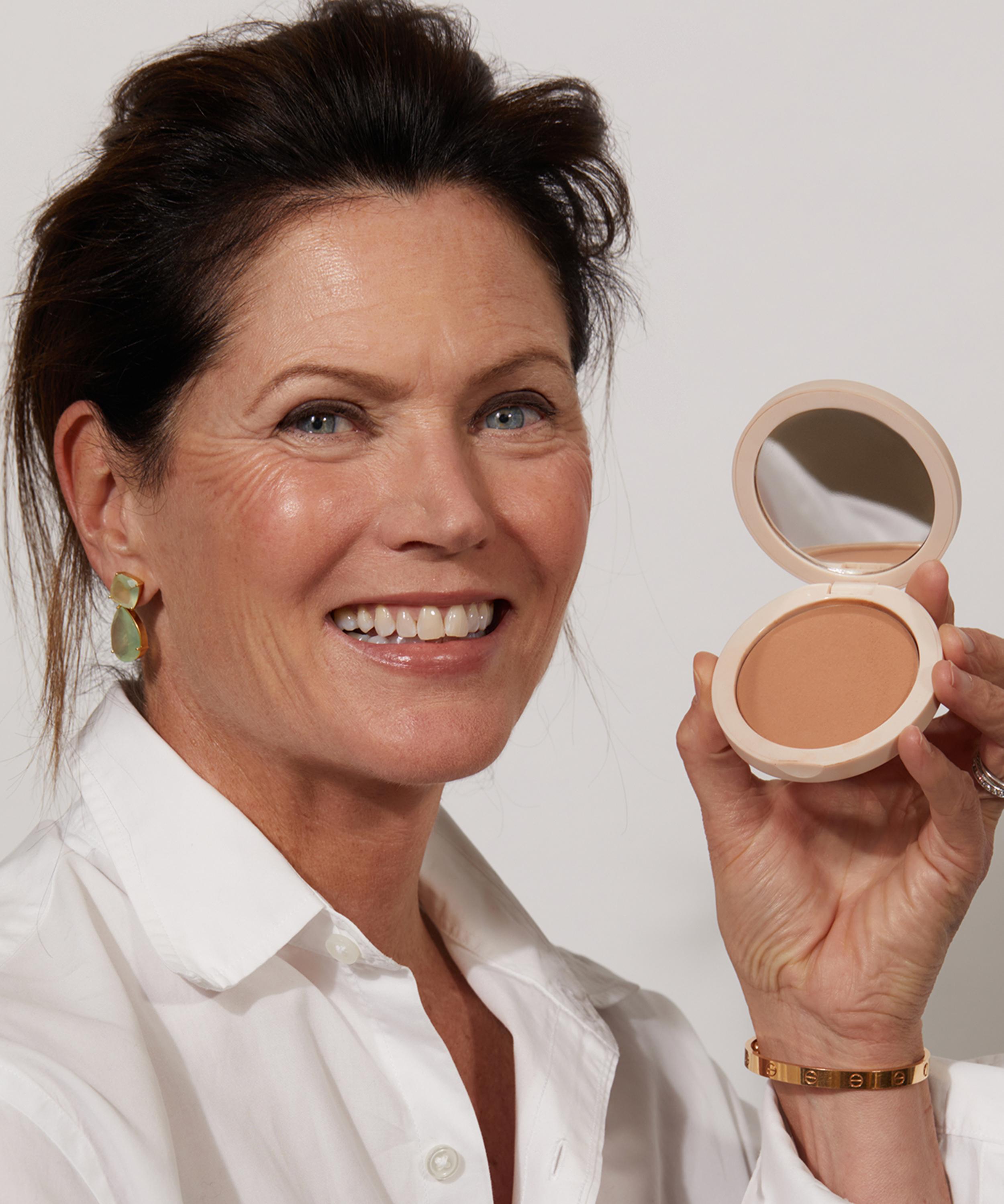Jones Road - The Bronzer 5.6g image number 2