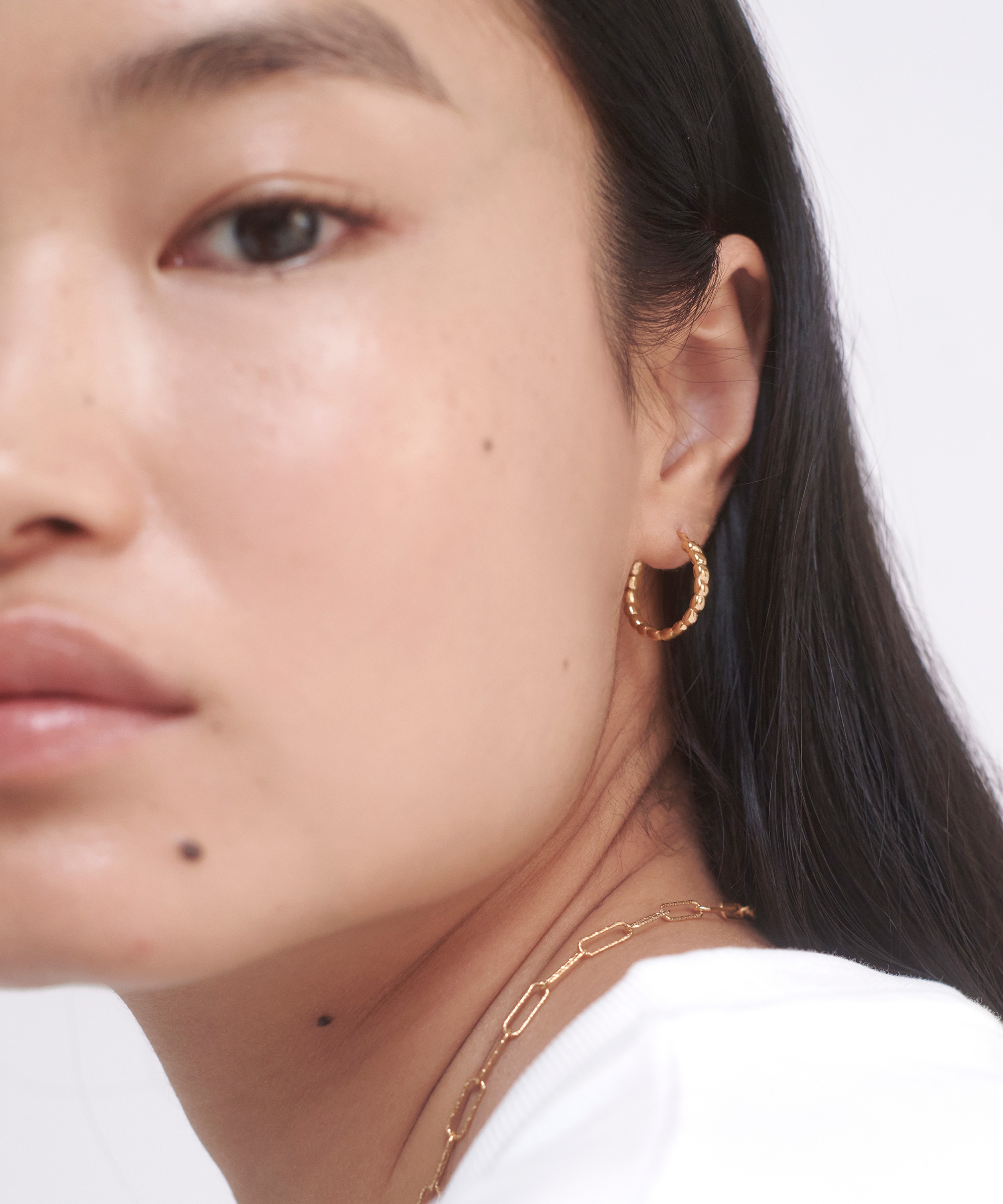 Monica Vinader - 18ct Gold-Plated Vermeil Silver Nura Small Hoop Earrings image number 1