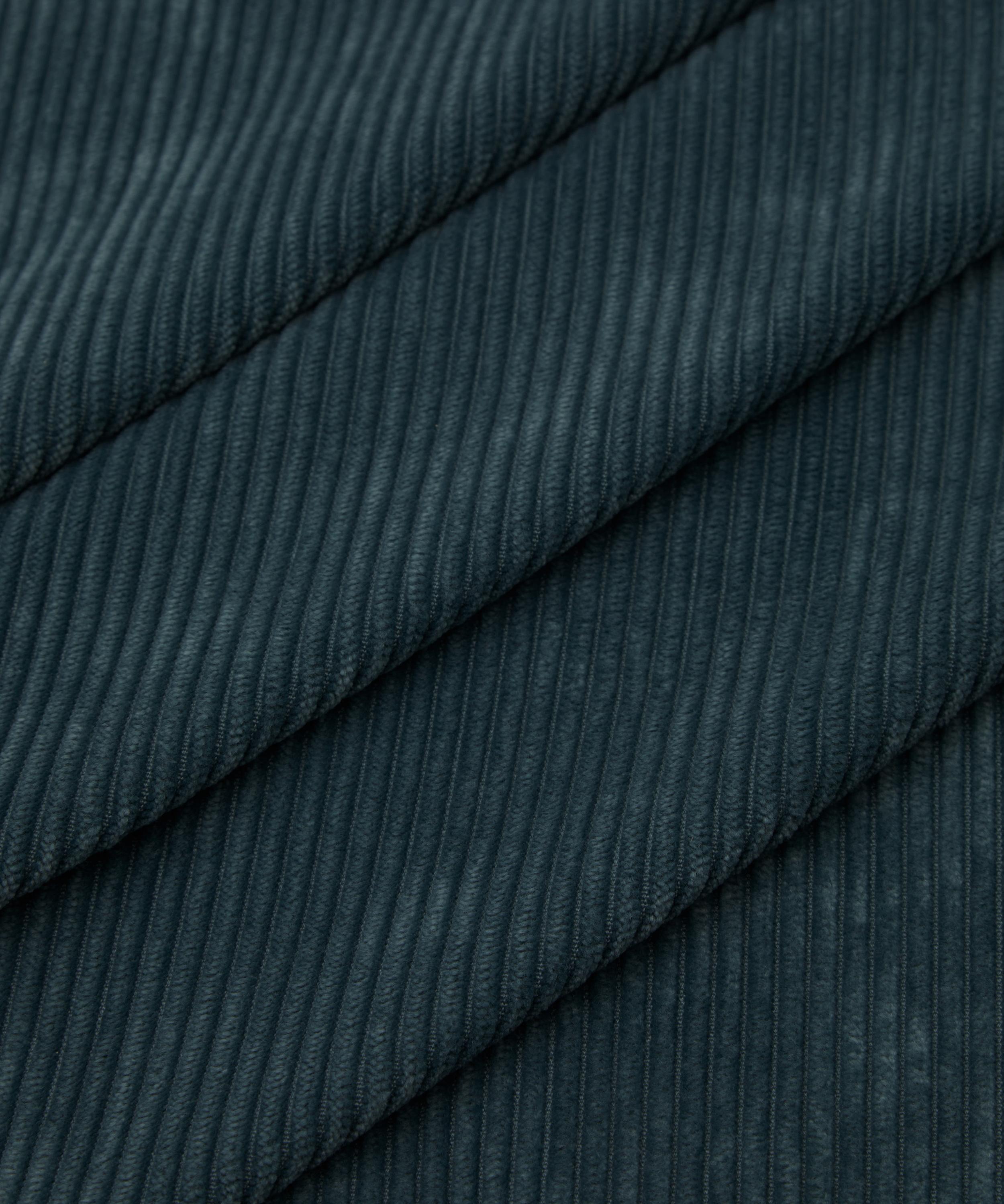 Liberty Interiors - Isola in Bettle image number 3