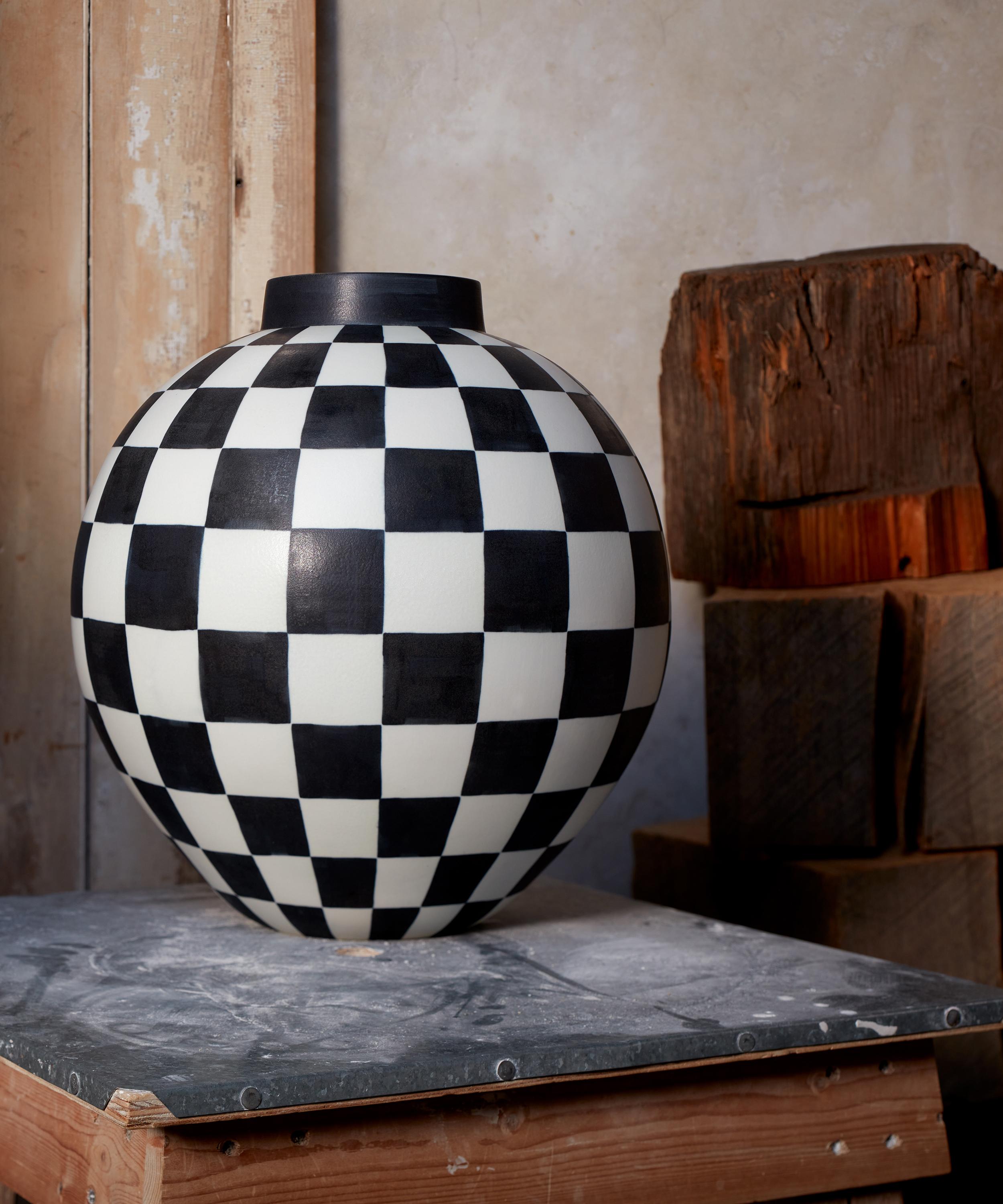 L'Objet - Damier X-Large Vase image number 2