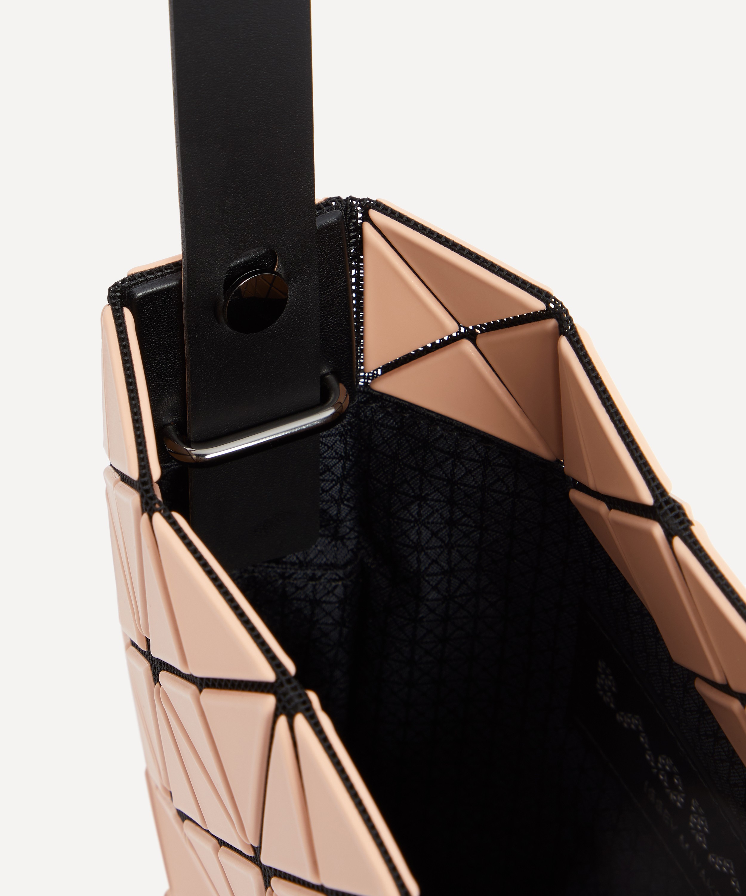 PRISM FROST CROSSBODY BAG, The official ISSEY MIYAKE ONLINE STORE