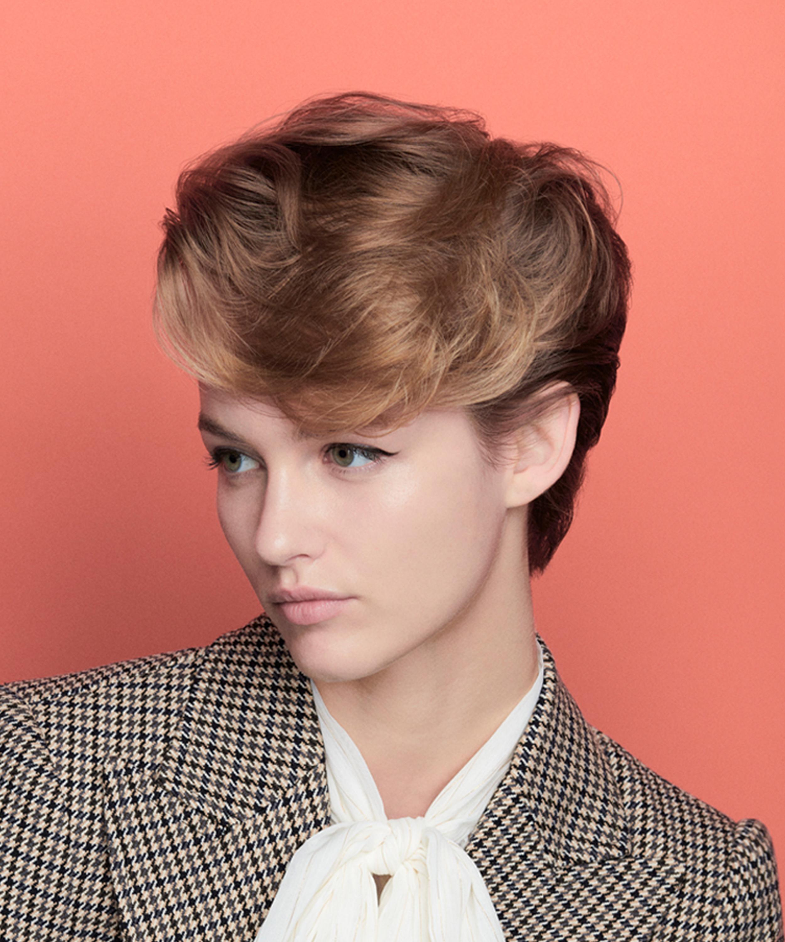 Hair by Sam McKnight - Cool Girl Superlift Volumising Spray 150ml image number 1