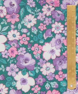 Liberty Fabrics - Hedgerow Bloom Lasenby Quilting Cotton image number 4