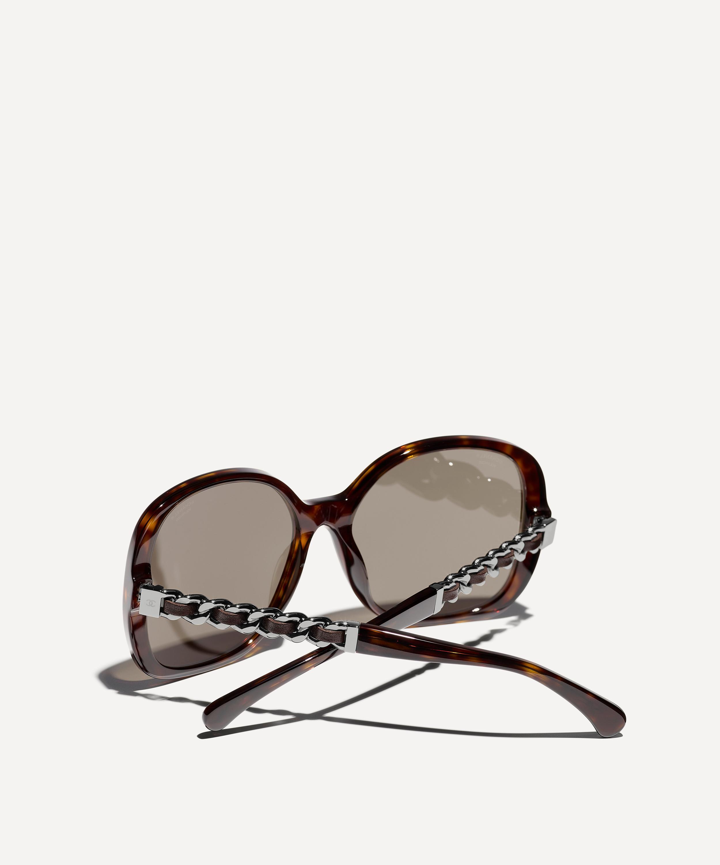 154 - Square Sunglasses image number 3