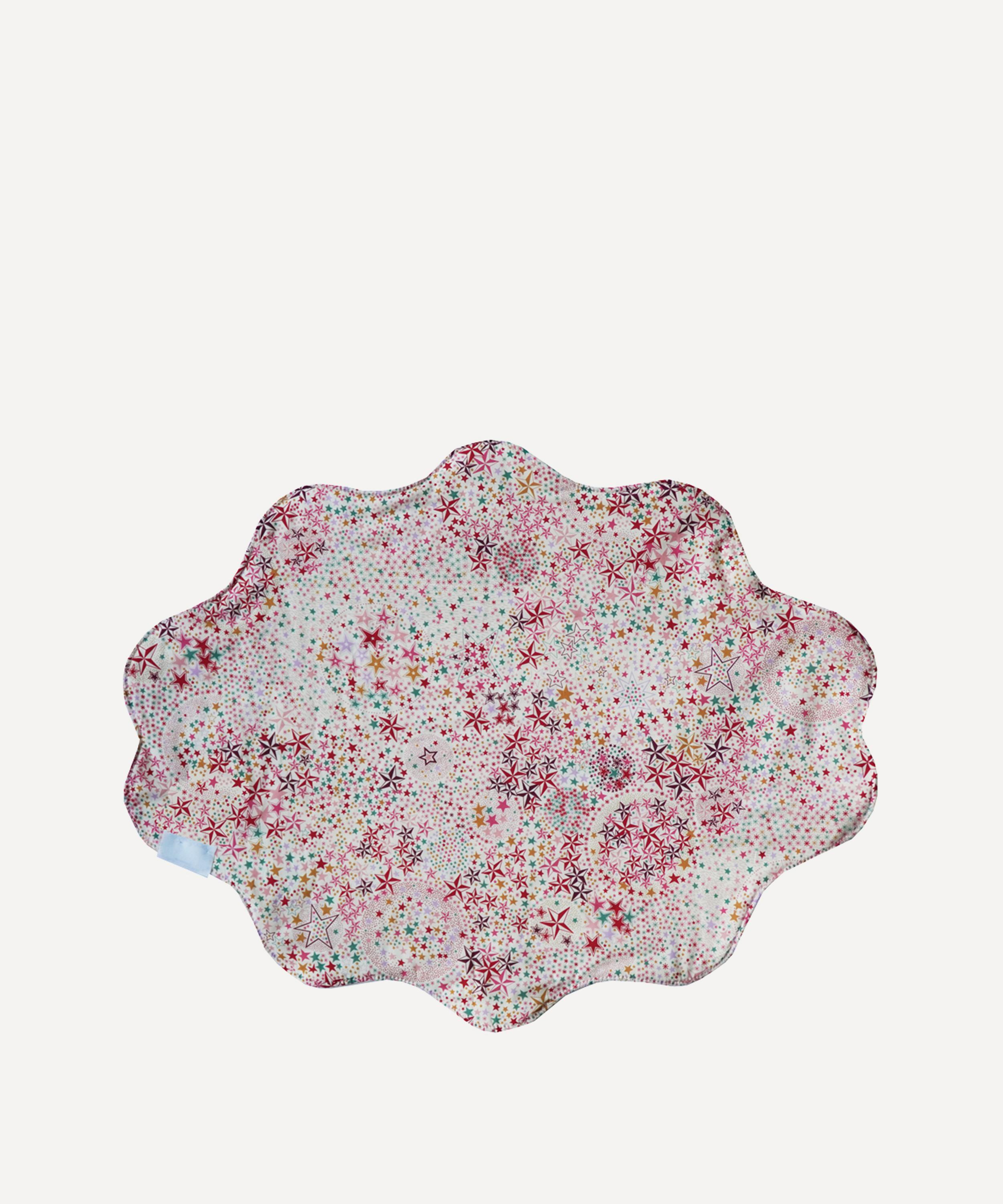 Coco & Wolf - Adelajdas Wish and Wiltshire Star Pink Wavy Edge Placemat image number 2