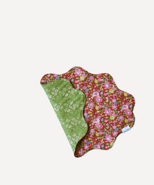 Coco & Wolf - Betsy Star and Capel Green Pink Wavy Edge Placemat image number 1