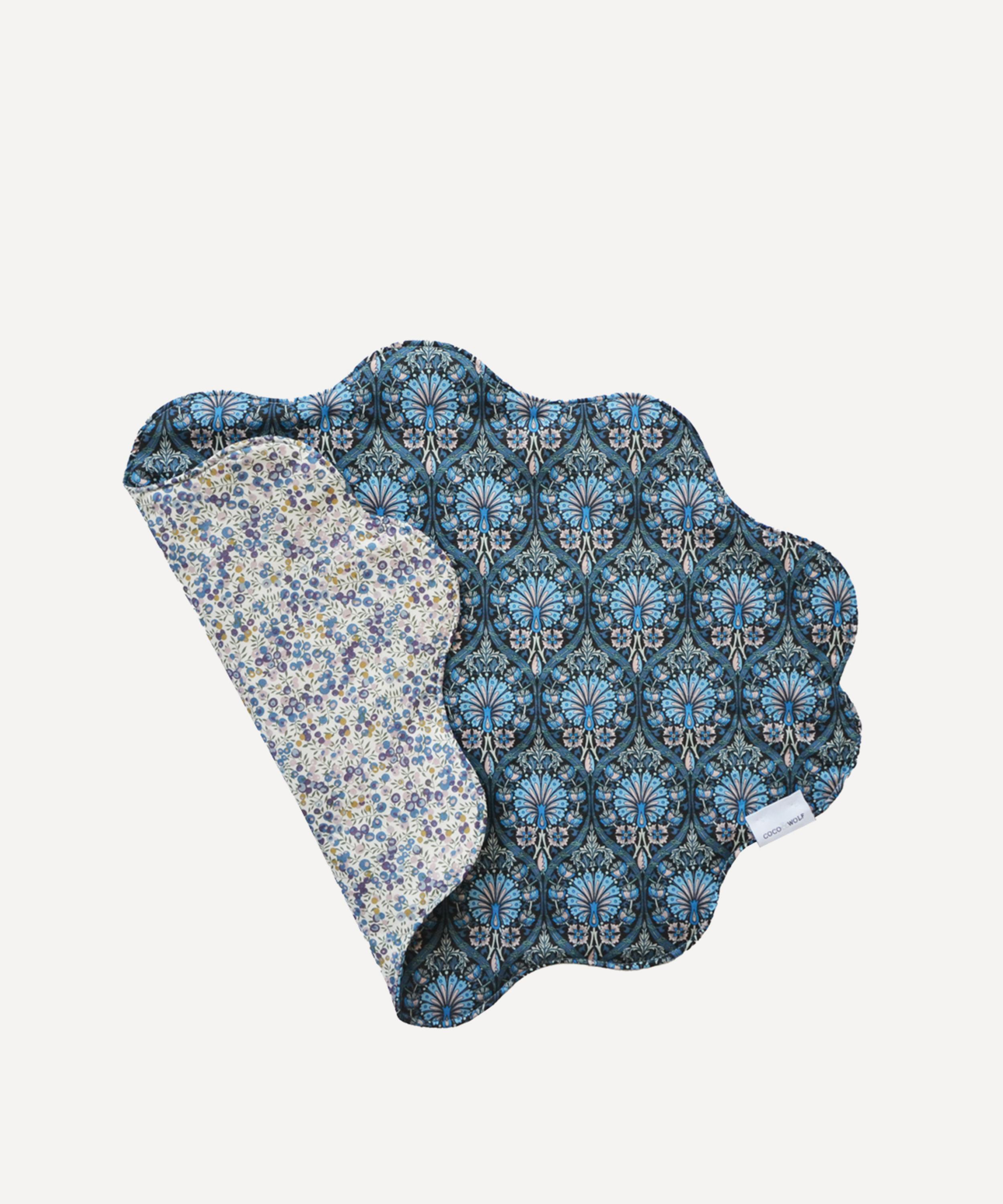 Coco & Wolf - Peacock Place and Wiltshire Bud Water Edge Placemat image number 0