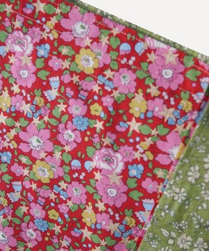 Coco & Wolf - Betsy Star and Capel Green Small Stitch Edge Tablecloth image number 4