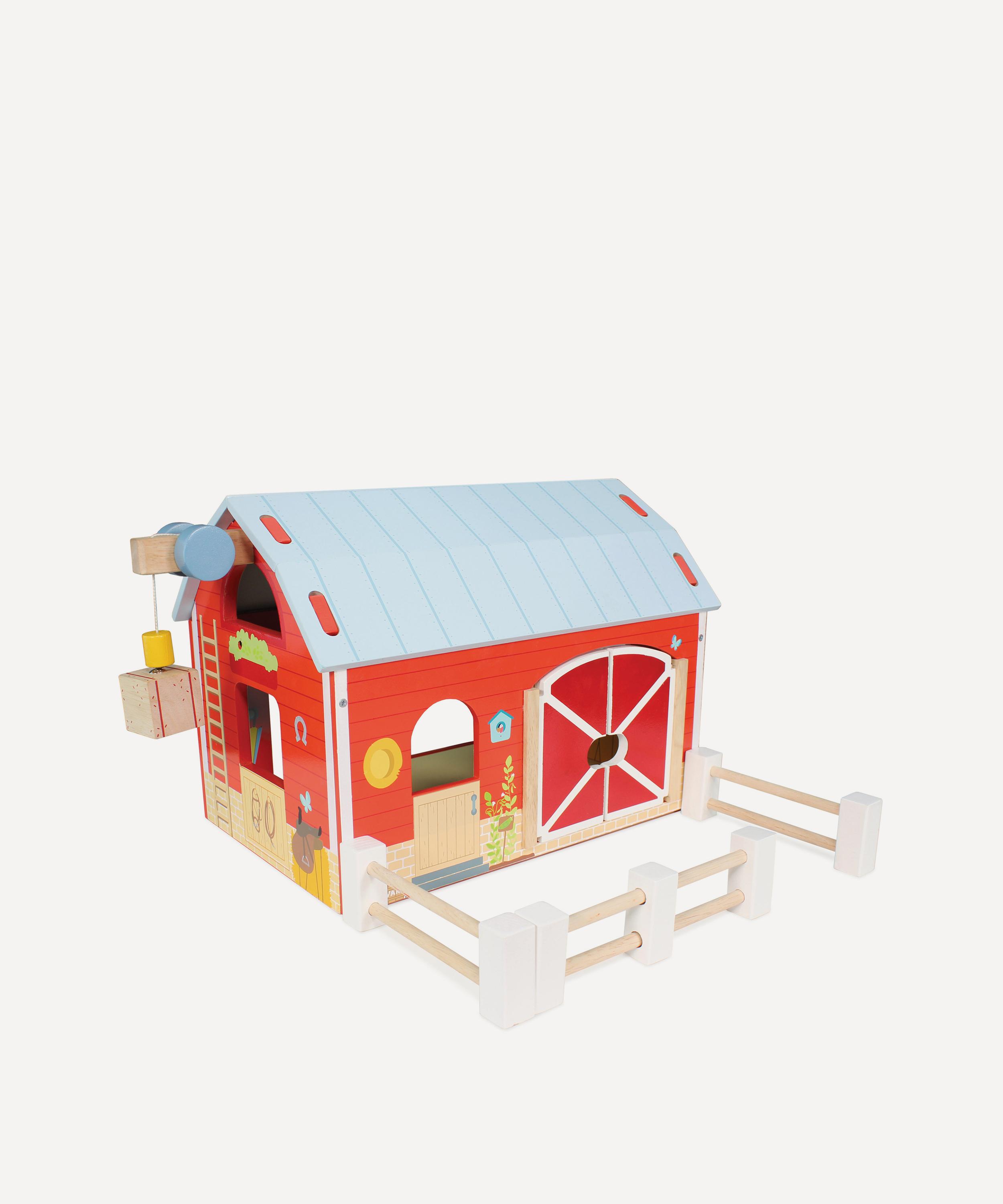 Le toy hot sale van red barn