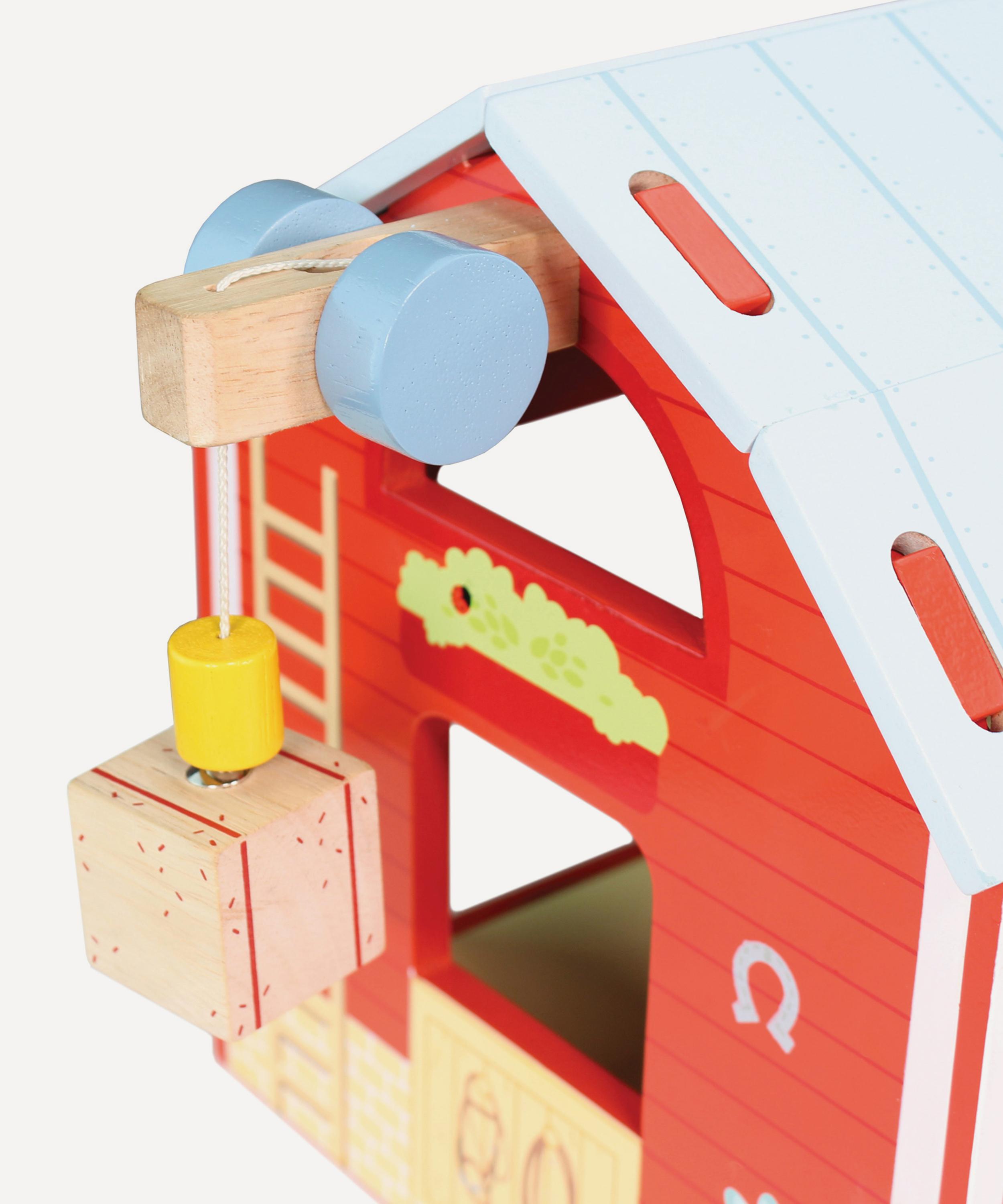 Le Toy Van - Red Barn Toy image number 2
