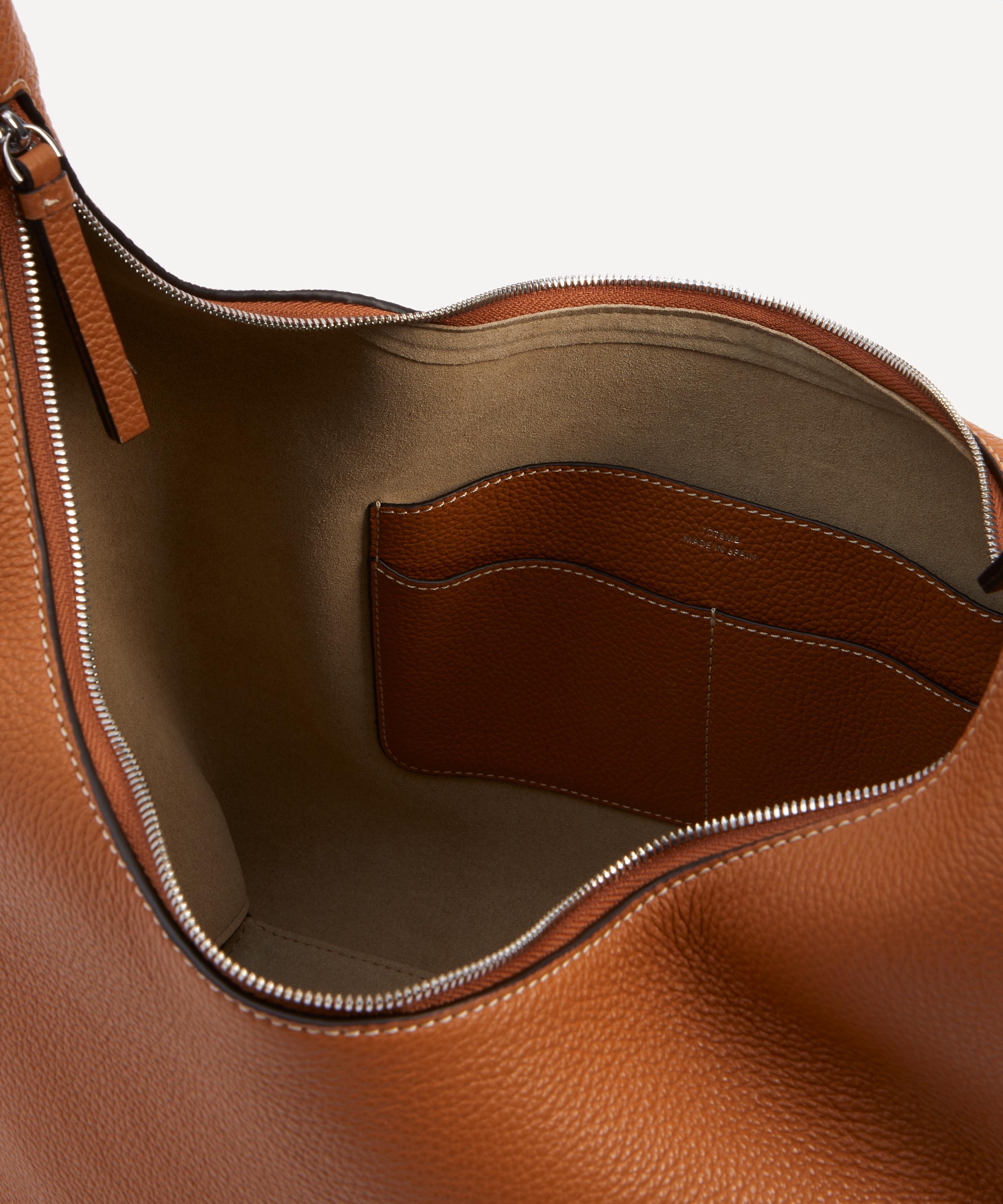 Belt hobo bag tan grain