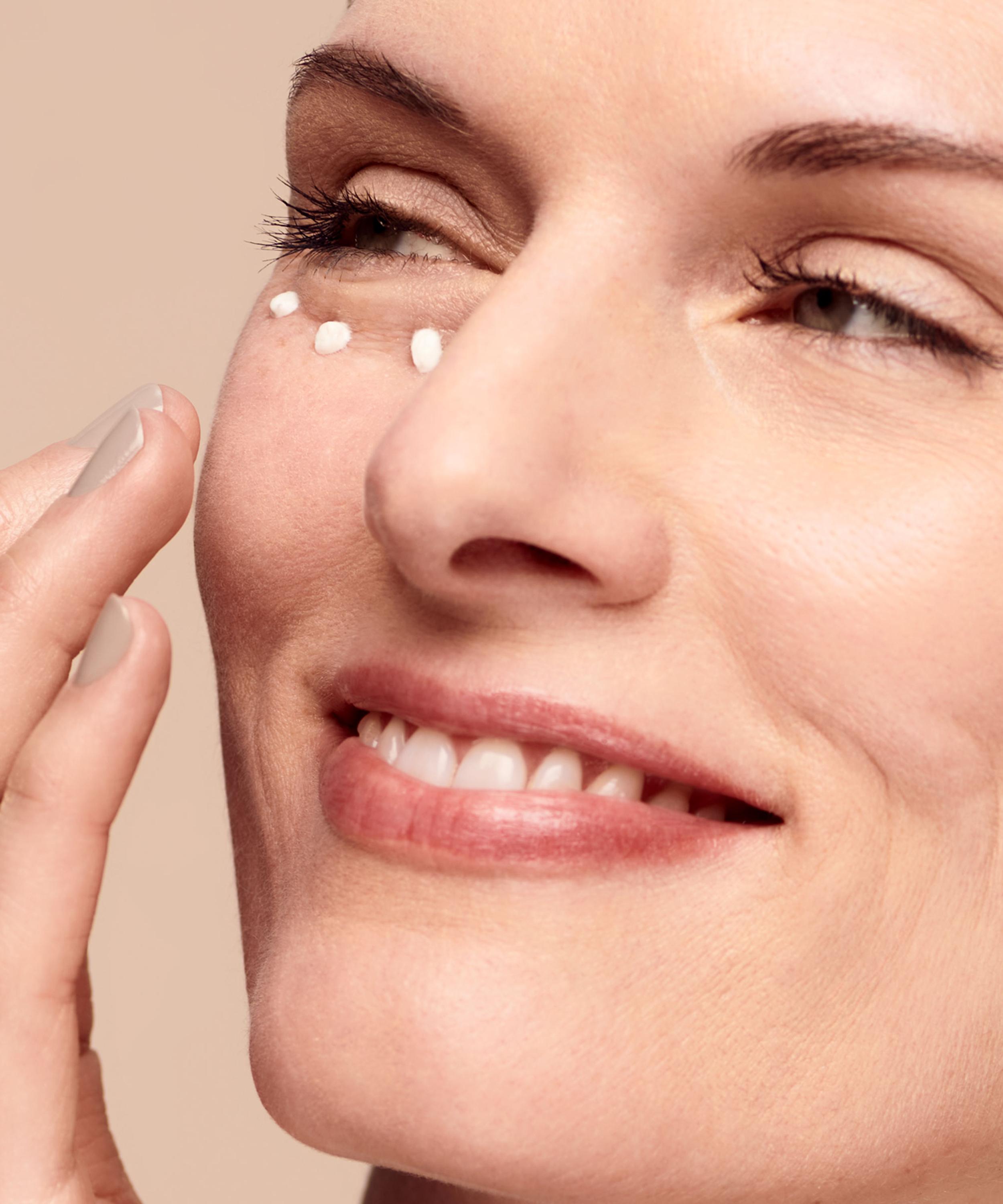 Bobbi Brown - Extra Repair Skincare Set image number 3