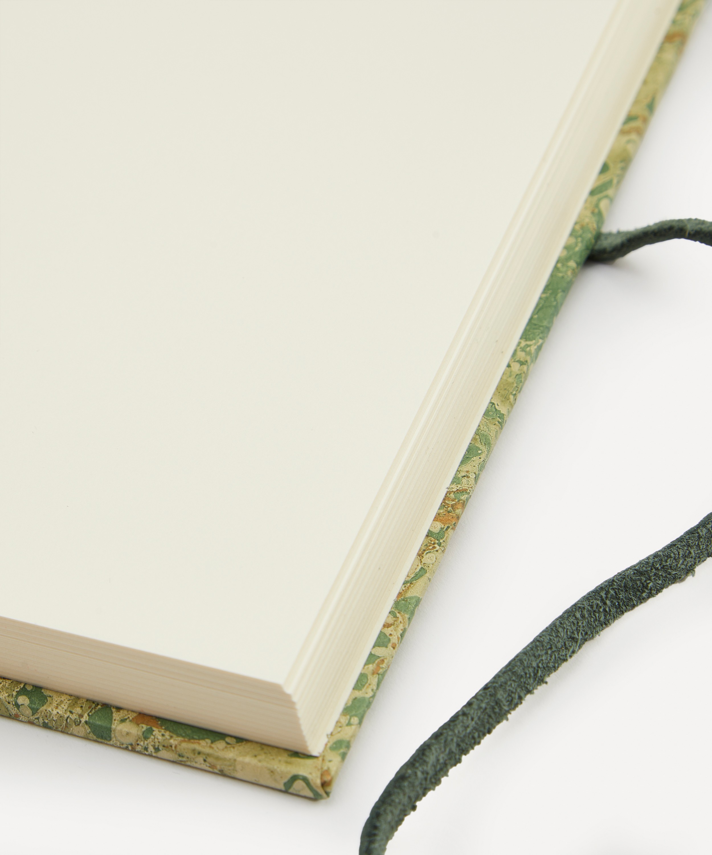 Giannini - Marbled Notebook with Leather Spine and Tie image number 3