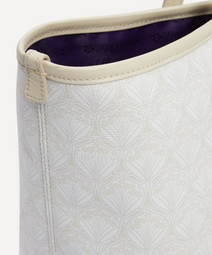 Liberty - Iphis White Little Marlborough Tote Bag image number 4