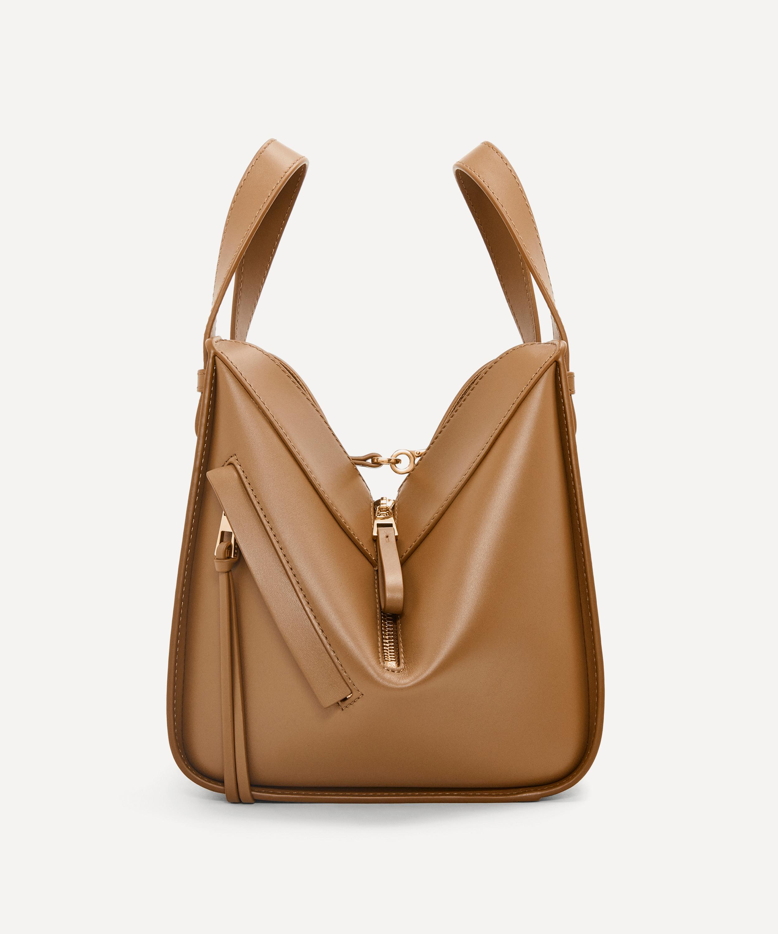 ショルダーバッグ・ポシェット LOEWE HAMMOCK COMPACT LEATHER SHOULDER BAG Hammock Compact leather shoulder bag in black - Loewe
