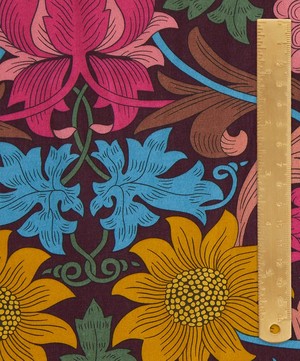 Liberty Fabrics - Standen Organic Tana Lawn™ Cotton image number 4