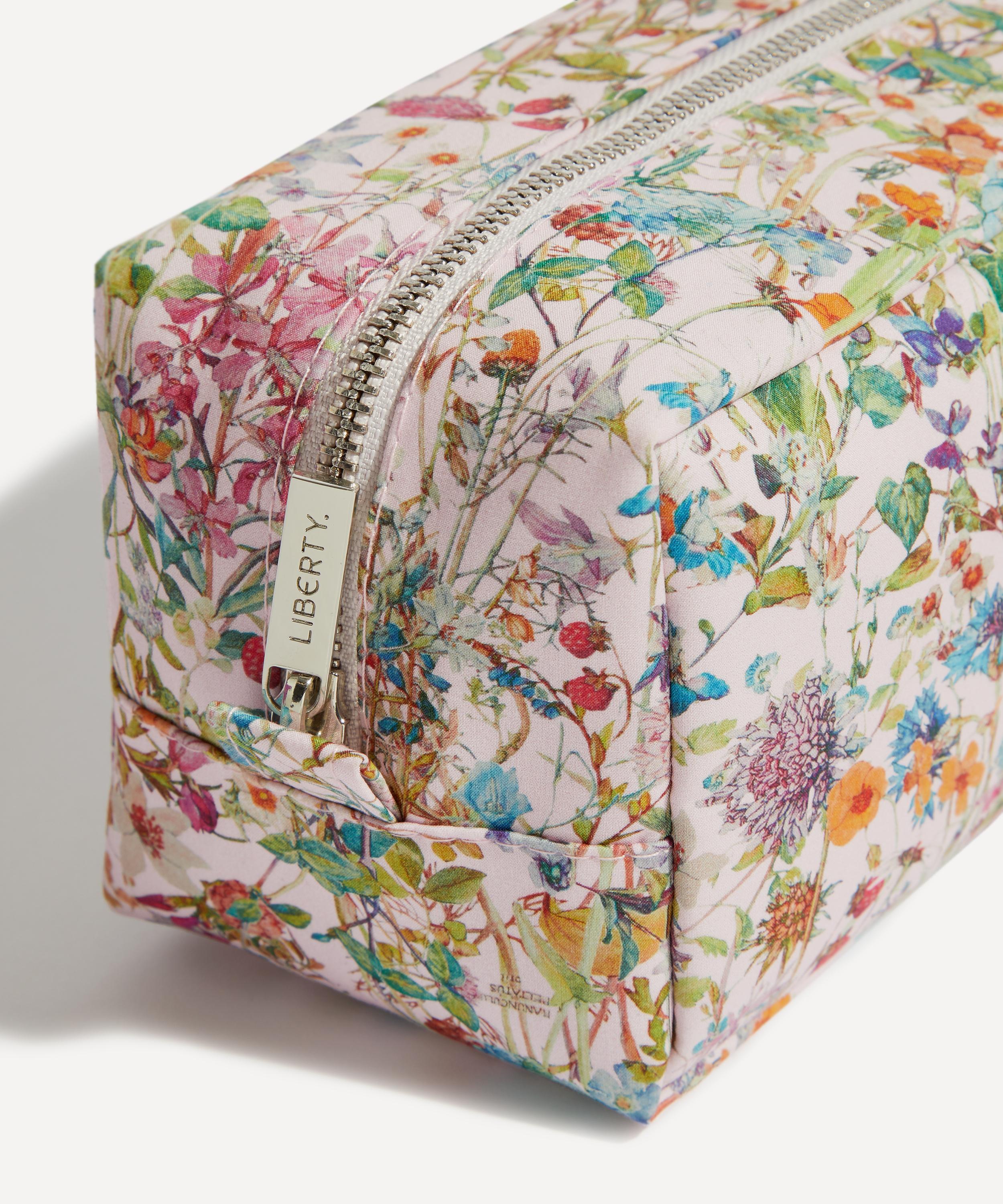 Liberty - Scent With Love Kit image number 3
