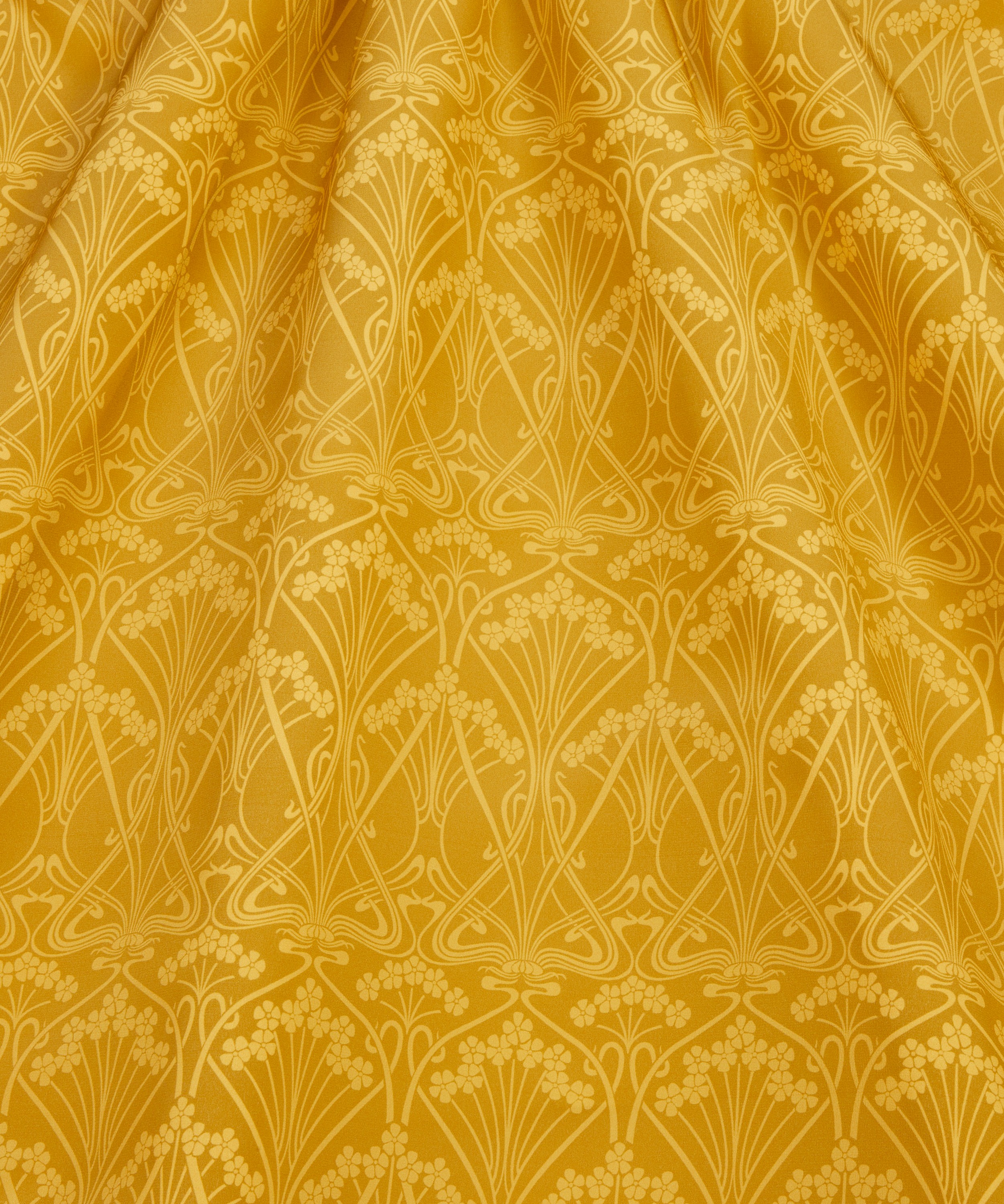 Liberty Fabrics - Nouveau Ianthe Crepe de Chine image number 2