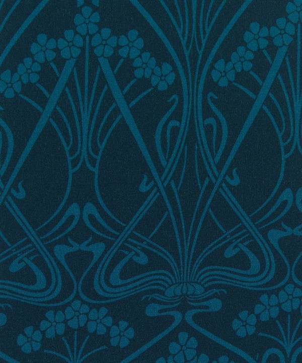 Liberty Fabrics - Nouveau Ianthe Crepe de Chine image number null