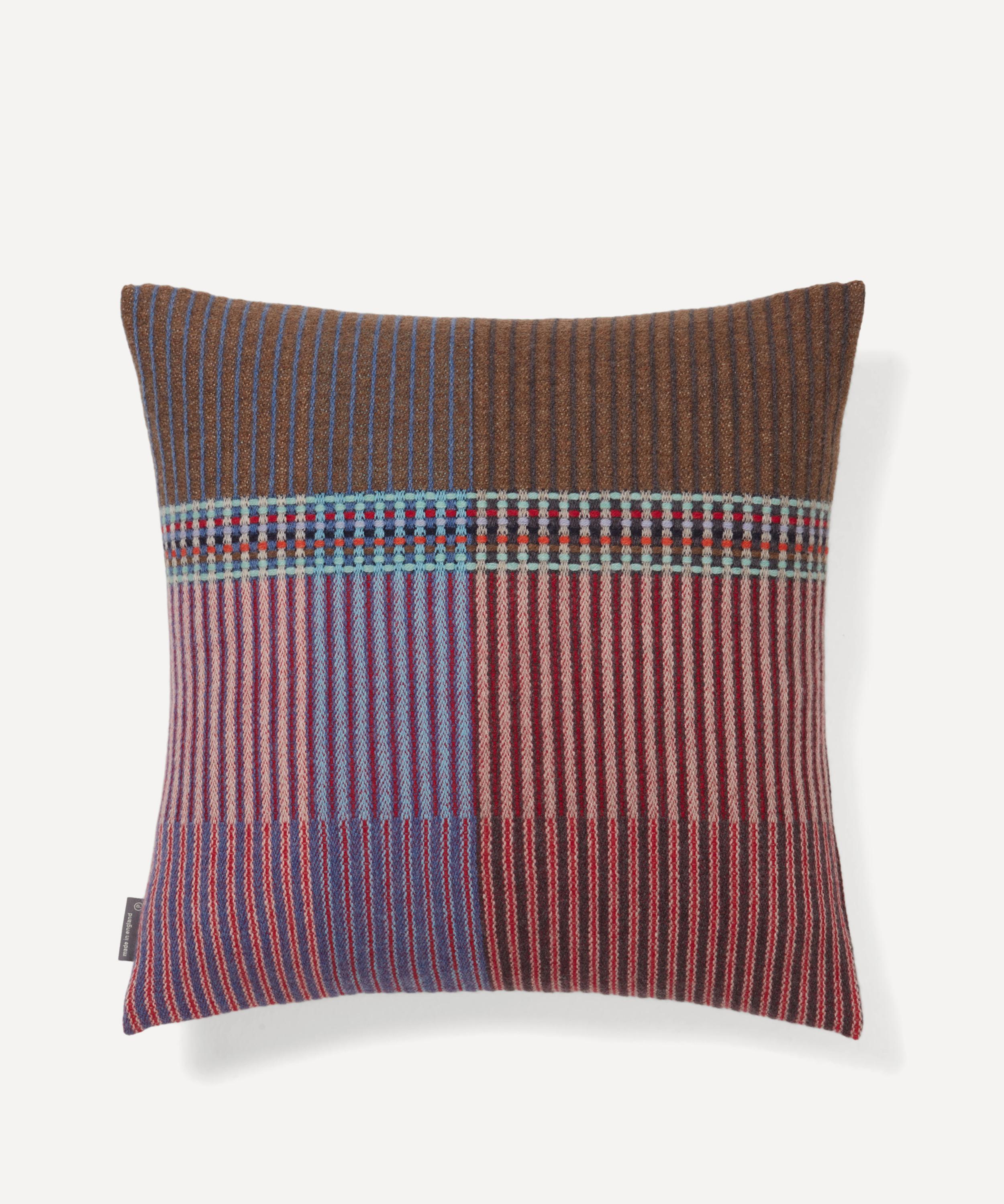 Wallace Sewell - Rosalind Cushion image number 2