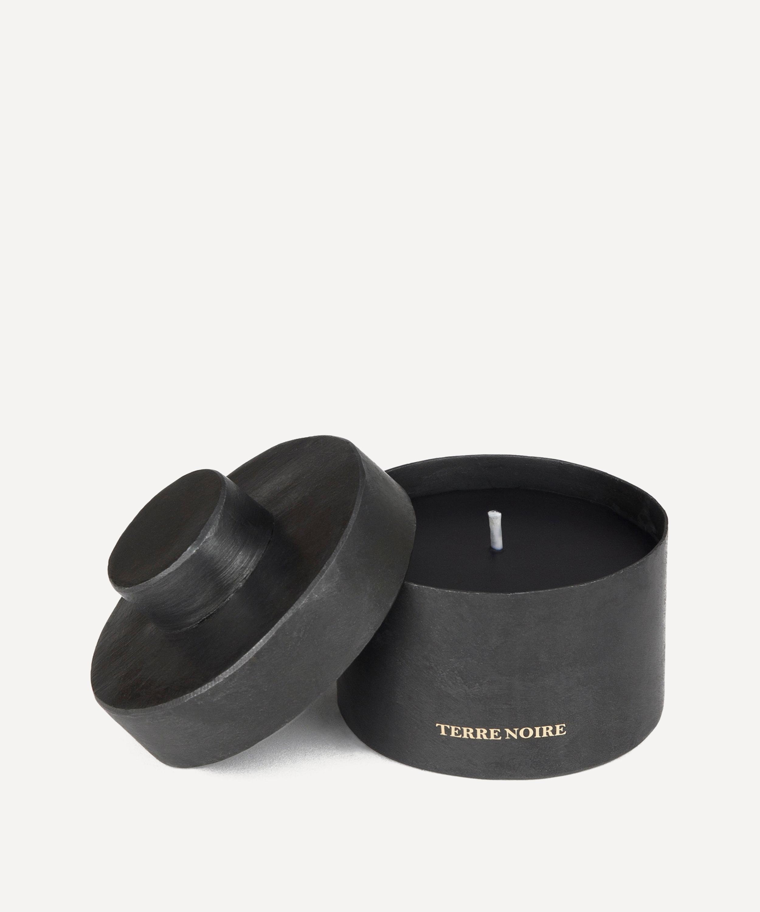 Mad et Len - Terre Noir Scented Candle 370g image number 1