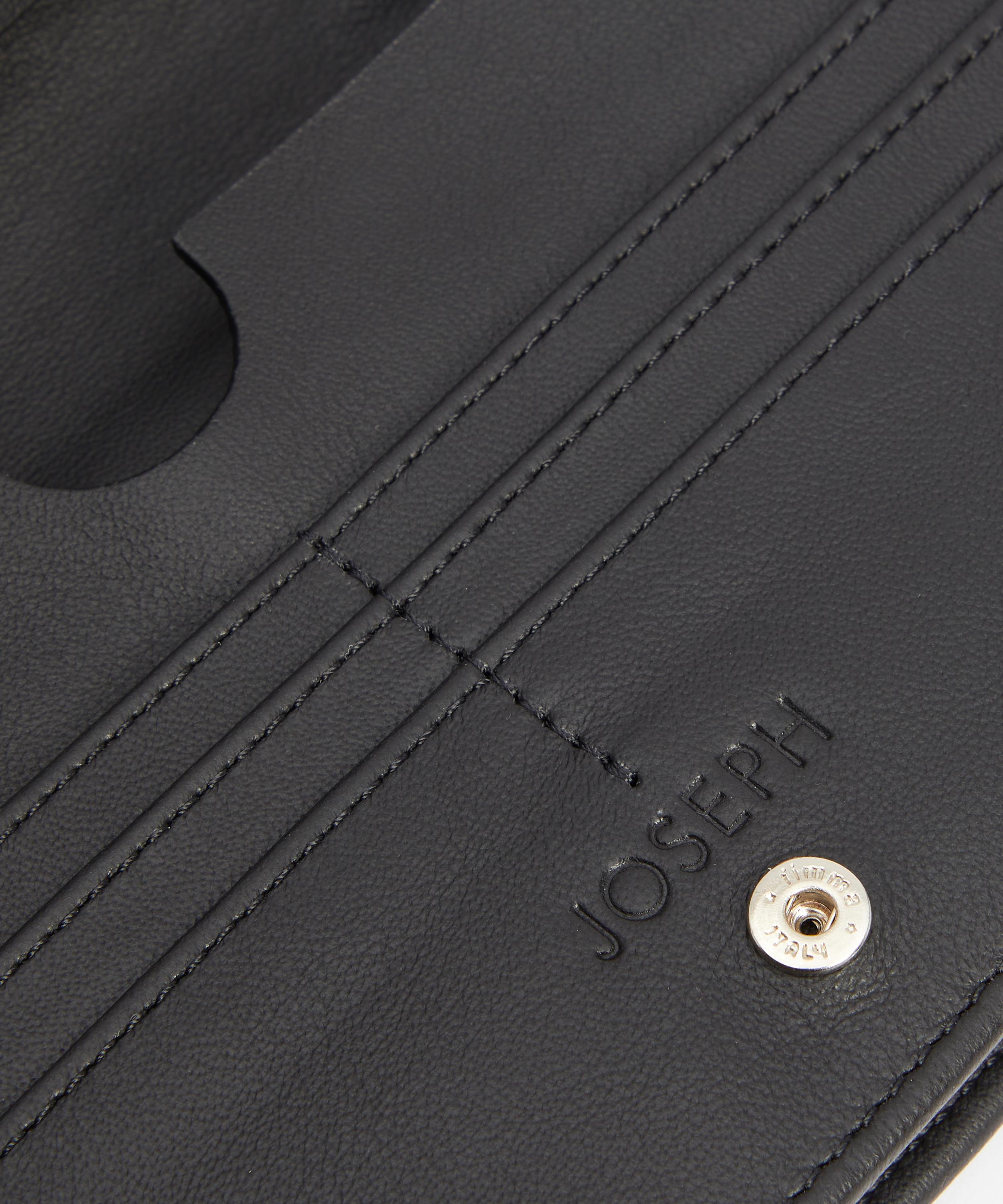 Joseph - Leather Shoulder Wallet image number 4